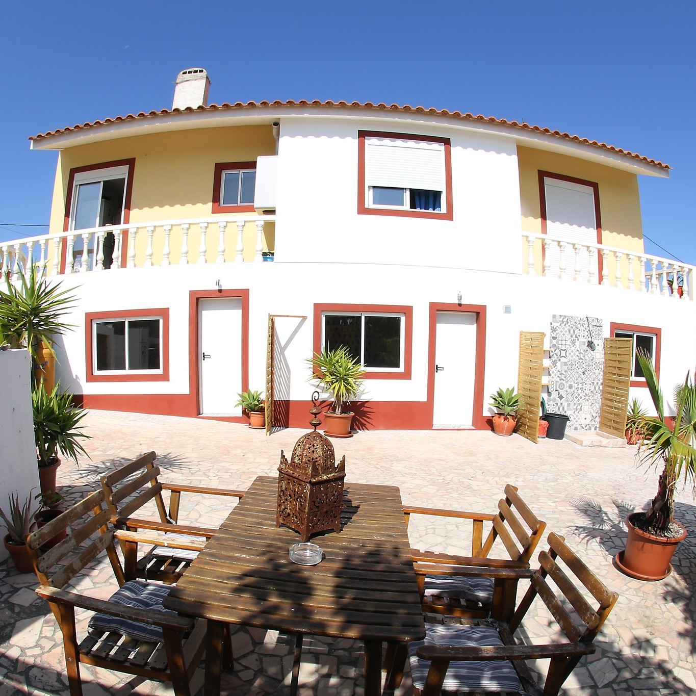 Work-Surf-Eat-Sleep-Repeat!
We still got two rooms to rent in monthly rates for February and March. The villa is 5 min. to walk to the beautiful beach Arrifana which counts as the surf hot spot in the area. For further informations and monthly price rates please contact me per PM. Aloha!
www.kanalusurfhouse.com