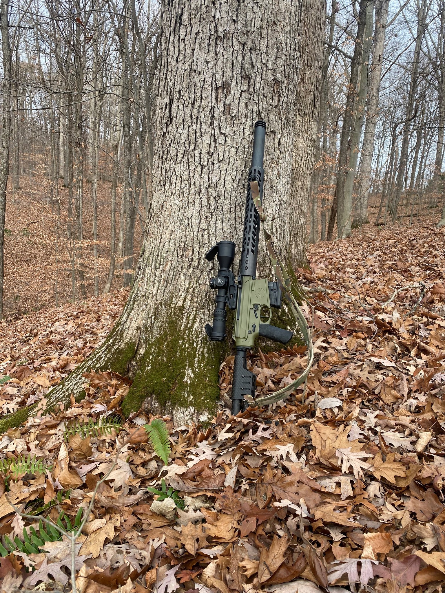 Great build using our carbon fiber 15" Large Frame Handguard and carbon fiber Adjustable Stock! Thanks Adam!
#lightweight #smokecomposites #carbonfiber #carbonfibergunparts #Handguard #Buttstock #AR10 #308 #H#huntingrifle #MadeinUSA #gunsofinstagram