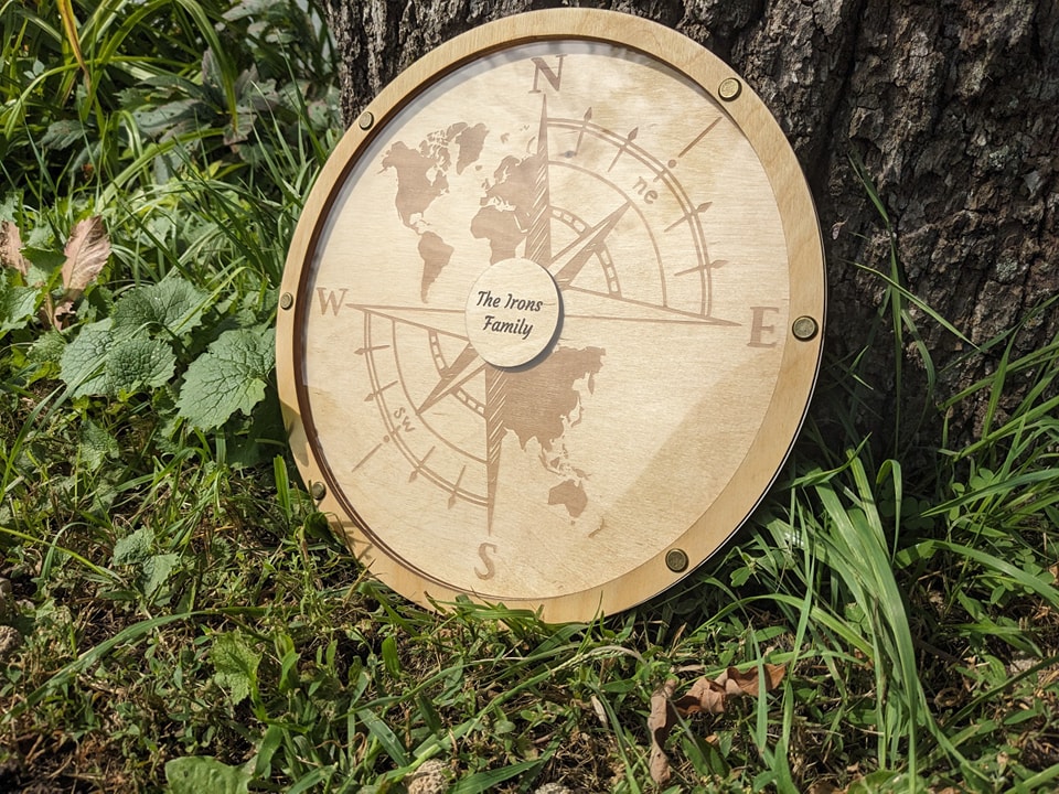 A unique request for a coin display. We think it turned out beautifully! As such we are going to be making more of these for sure! Check them out on our Etsy store! We can't wait to see what unique designs you choose!
https://startledfruitdesign.etsy.com/listing/1784900679