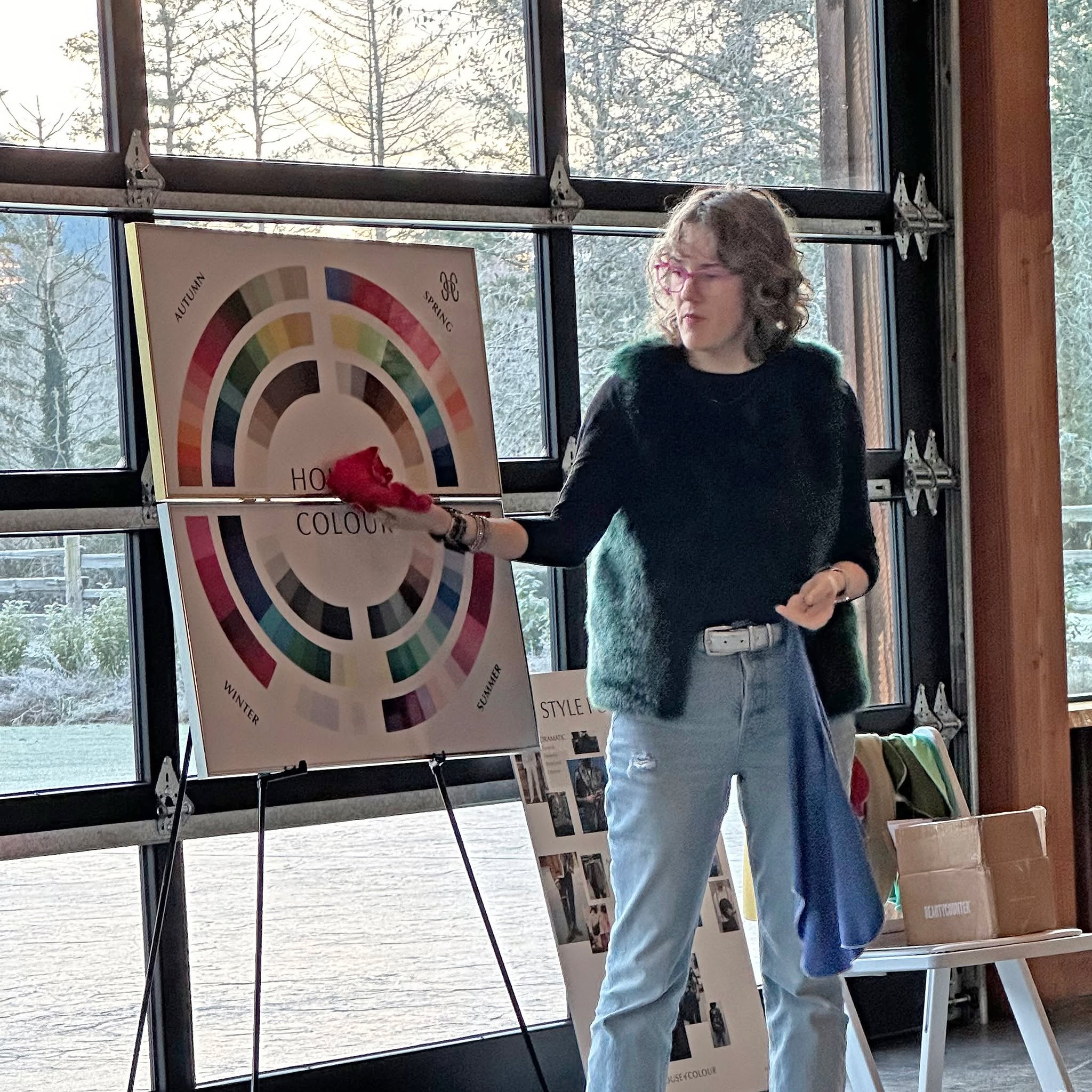 What a fun and informative Keep it Local meeting this week. Guest speakers included Jen with House of Colour North Bend and Heather with Whole Space Counseling who are both LOCAL businesses! Jen is a style fashionista and color consultant who showed us how choosing the right color/season for your wardrobe is essential. Thank you Kim for volunteering to be our Keep it Local model! Heather is a local counselor here in the Valley and one of her goals is to create a safe space for clients to learn new approaches to life and process grief, trauma, and life transitions. Thank you ladies, for the wonderful presentation!