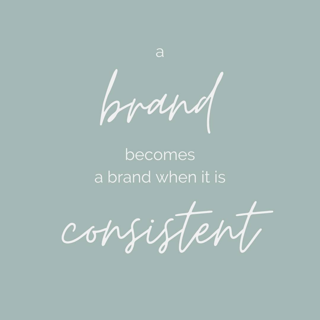 Inzetten op een duidelijke visuele identiteit is belangrijk om je te kunnen onderscheiden tegenover concurrenten én om de juiste doelgroep aan te kunnen spreken. Van zodra je branding op punt staat, is het minstens even belangrijk om deze op al je marketing -en communicatiekanalen consistent toe te passen.
Doordat je logo, kleurenpallet, lettertypes, vormen, … steeds dezelfde tone of voice uitstralen creëer je herkenbaarheid bij je doelgroep. Hoe beter al je communicatie één mooi geheel vormt, hoe meer vertrouwen en kwaliteit de klant jouw merk toeschrijft. Een merk dat dit bereikt, is een merk dat boven de rest uitsteekt!
👉Wil jij jouw merk ook naar een hoger niveau tillen? Laat Studio Hermine je begeleiden bij je (re)branding.
#brandconsistency #brandidentity #brandstrategy #brandstrategist #brandingdesign #brandingdesigners #brandingservices #consistentdesign #eenduidigheid #huisstijl #marketingconsistentie #merkconsistentie #merkdesign #ontwerpprincipes #visueleidentiteit #studiohermine