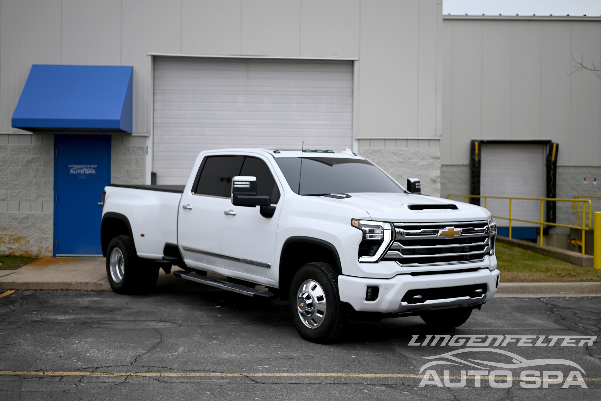 Armored for adventure! Just wrapped up installing @XPEL Ultimate Plus PPF on this 2024 Chevrolet Silverado 2500, ensuring it's ready to tackle any terrain while staying flawless.
.
.
.
.
.
#automotive #lingenfelterautospa #lingenfeltercollection #xpelultimateplus #protection #ppf #ppfshop #xpelppf #lingenfelter #brightonmichigan #tint #xpelxrblack #xpelcs #xpelwindowfilm #ceramiccoating #chevytrucks #ChevroletSilverado #ChevyStrong
