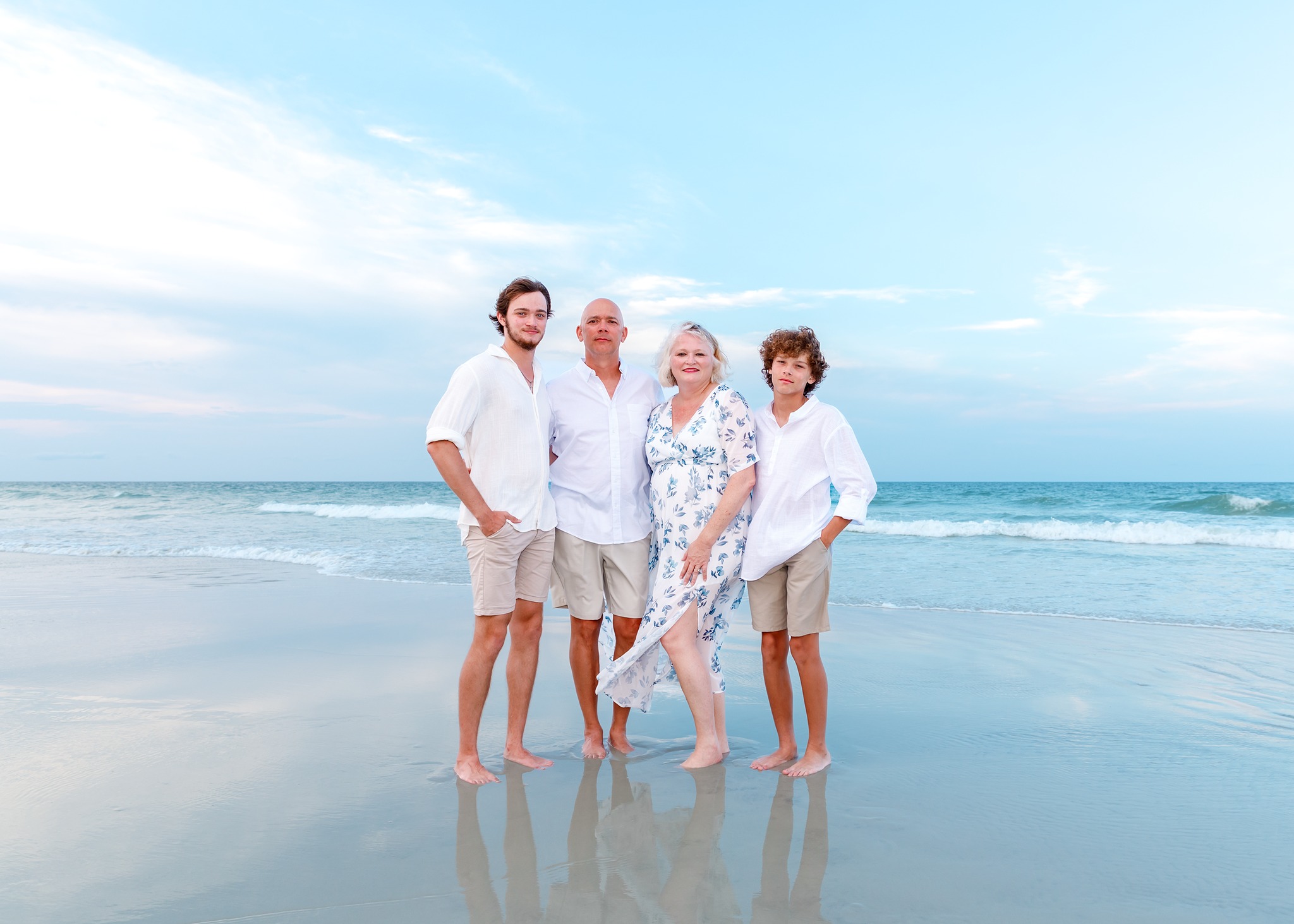 🌴 Family Time by the Shore 🌴
As the waves roll in and the sun sets behind you, these are the moments you’ll want to hold onto forever. 💙 Whether your kids are growing up too fast or just home for a visit, let’s capture the love, laughter, and togetherness that makes your family unique. 📸
#DaytonaBeachPhotography #FamilyBeachSession #DaytonaBeachPhotographer #BeachFamilyMoments #SeasideMemories