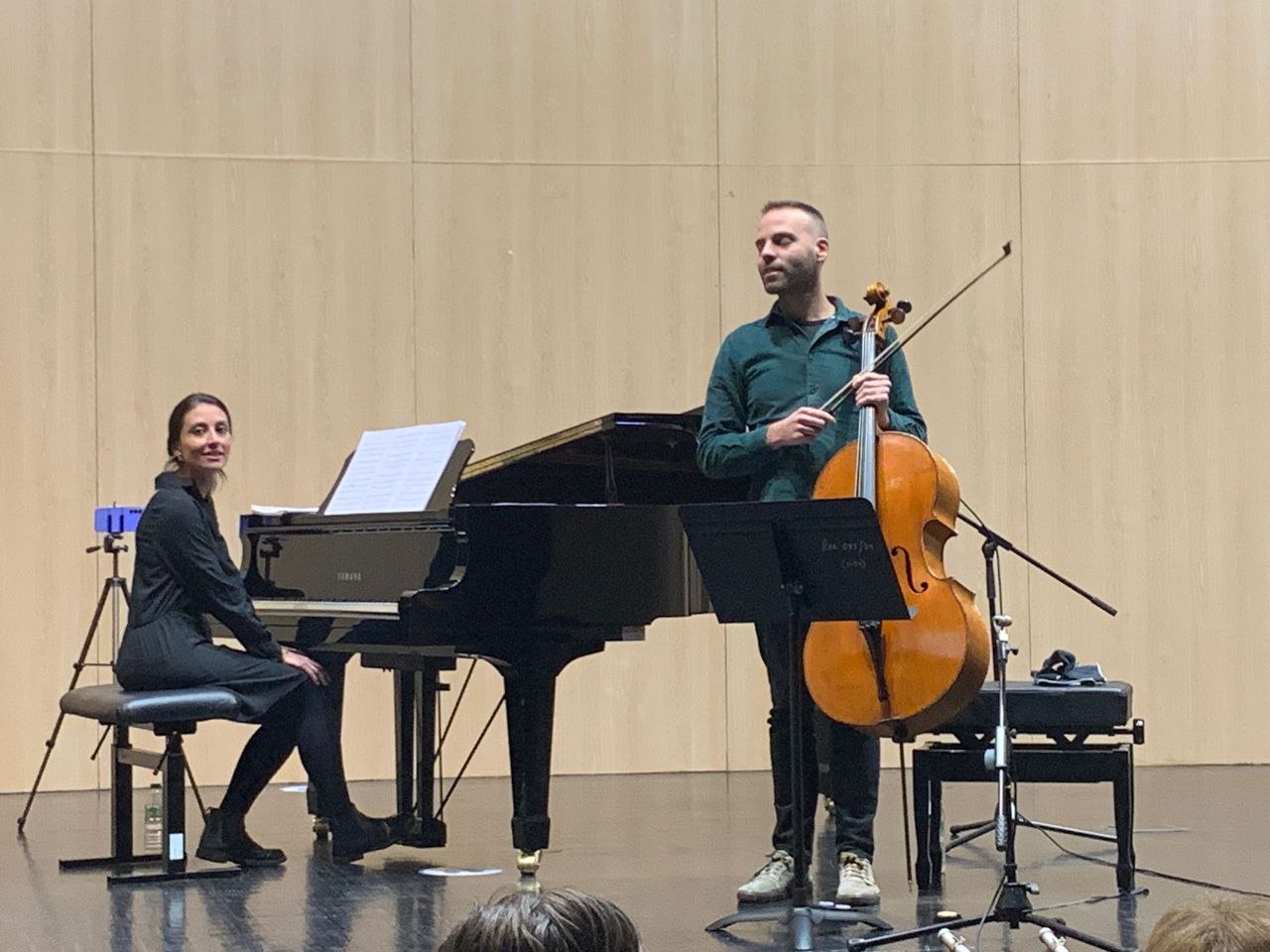 👋👋👋Ola soncelleros!!! Aquí deixámosvos algunhas imaxes do último dos concertos do 𝐈I𝐈 𝐂i𝐜l𝐨 𝐝e c𝐨n