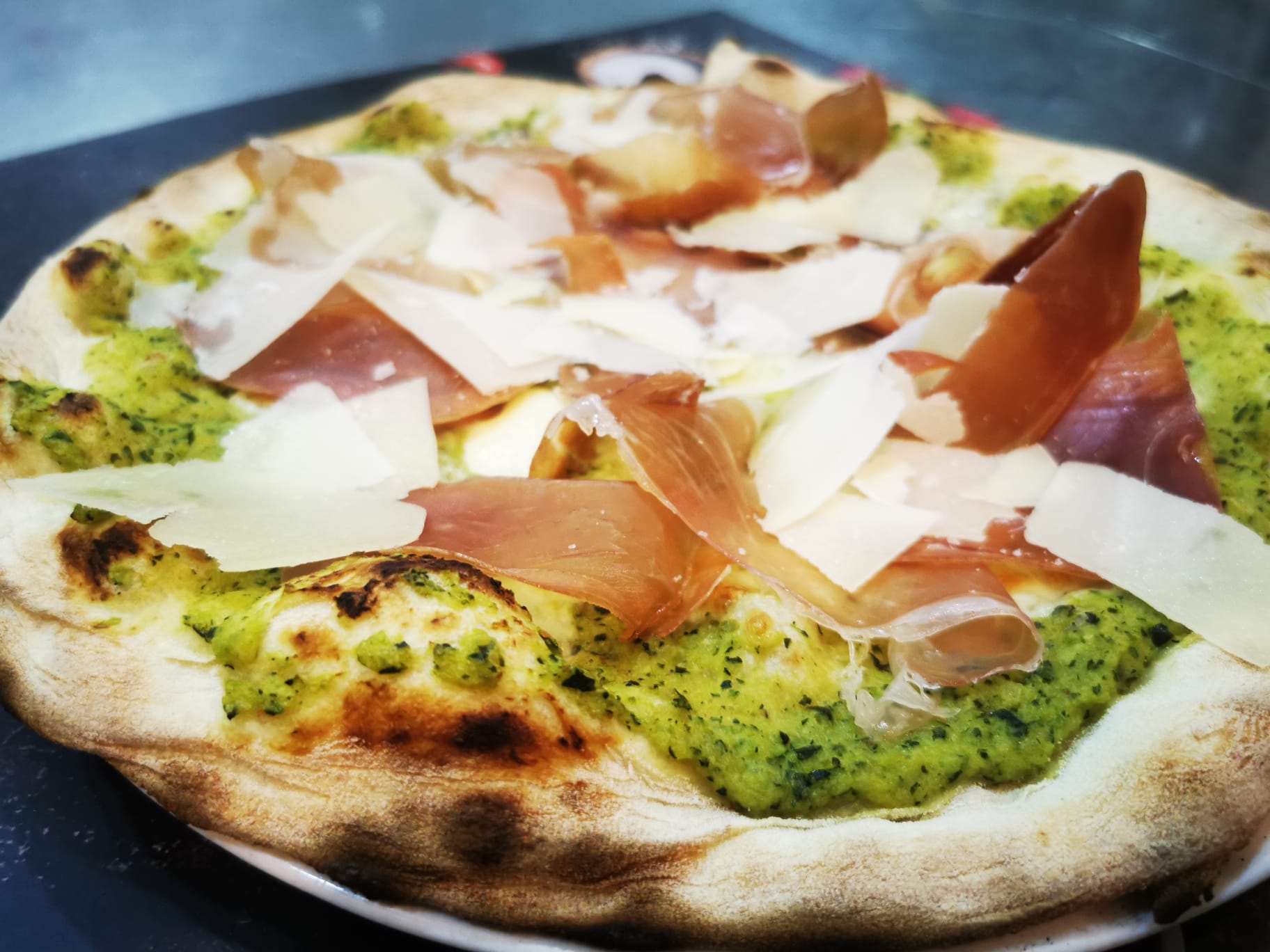 Neuer Monat - neue Pizza des Monats!
Diesen Monat ist die Pizza belegt mit Zucchinicreme, Mozzarella, Parmaschinken und Grana Padano
Preis 9,90 € (statt 12,50 €)
Die Aktionen und Preise sind nur gültig für die Bestellung über unsere Webseite oder telefonisch - nicht über LIEFERANDO.de, nur im Durchmesser 30 cm und nur solange der Vorrat reicht.
#pizza #pizzeria #pizzeriacortina #pizzalieferservice #lieferservice #pizzabruchsal #bruchsal #italienischeküche #cortina #foodporn #foodlover #pizzatime #pizzalovers #pizzerias #italy #italienfood #italianfood #italia #italienischespezialitäten #pizzadelivery