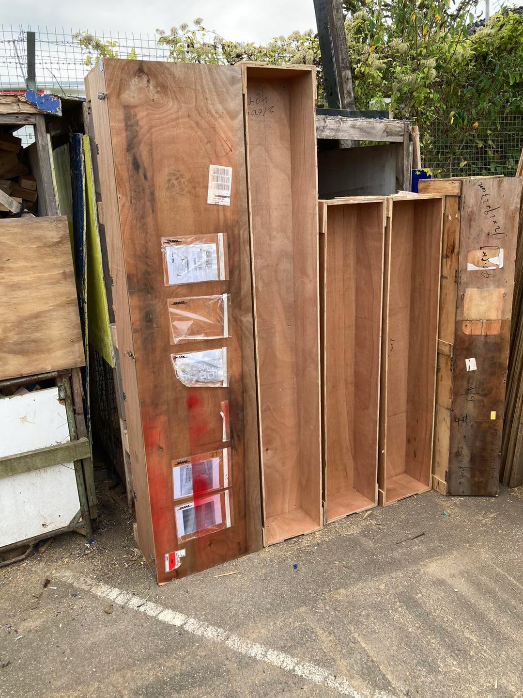 Air Freight Crates
We have a small qty in various sizes. Not pretty, but with a little ingenuity (and maybe some paint or cladding) they could make some handy storage. Cheap as chips.
#reclaimedwood #recycledmaterials #sustainability #buylocal #plywood #somerset #sustainable #storage #storageideas #storagesolutions