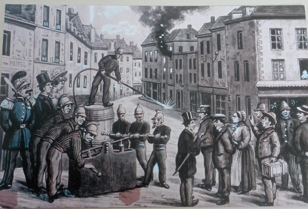 En ce jour, voici la deuxième légende que l'on souhaite vous conter.
La Nouvelle Pompe
-Heureusement qu'j'ons une pompe aspirante et arfoulante, avec ça on tue le feu dans les bâtiments, et on vide le caniviau quand'y tombe de 'iau
La scène pourrait être dramatique, car l'immeuble est en feu, mais personne ne semble réellement s'en inquiéter : la démonstration intéresse plus que l'extinction de l'incendie. C'est une variante nivernaise du nigaud chinois qui, quand on lui montre la lune, regarde le doigt.
#legendes #legendesurbaines #coeurdunivernais #nievre #folklore