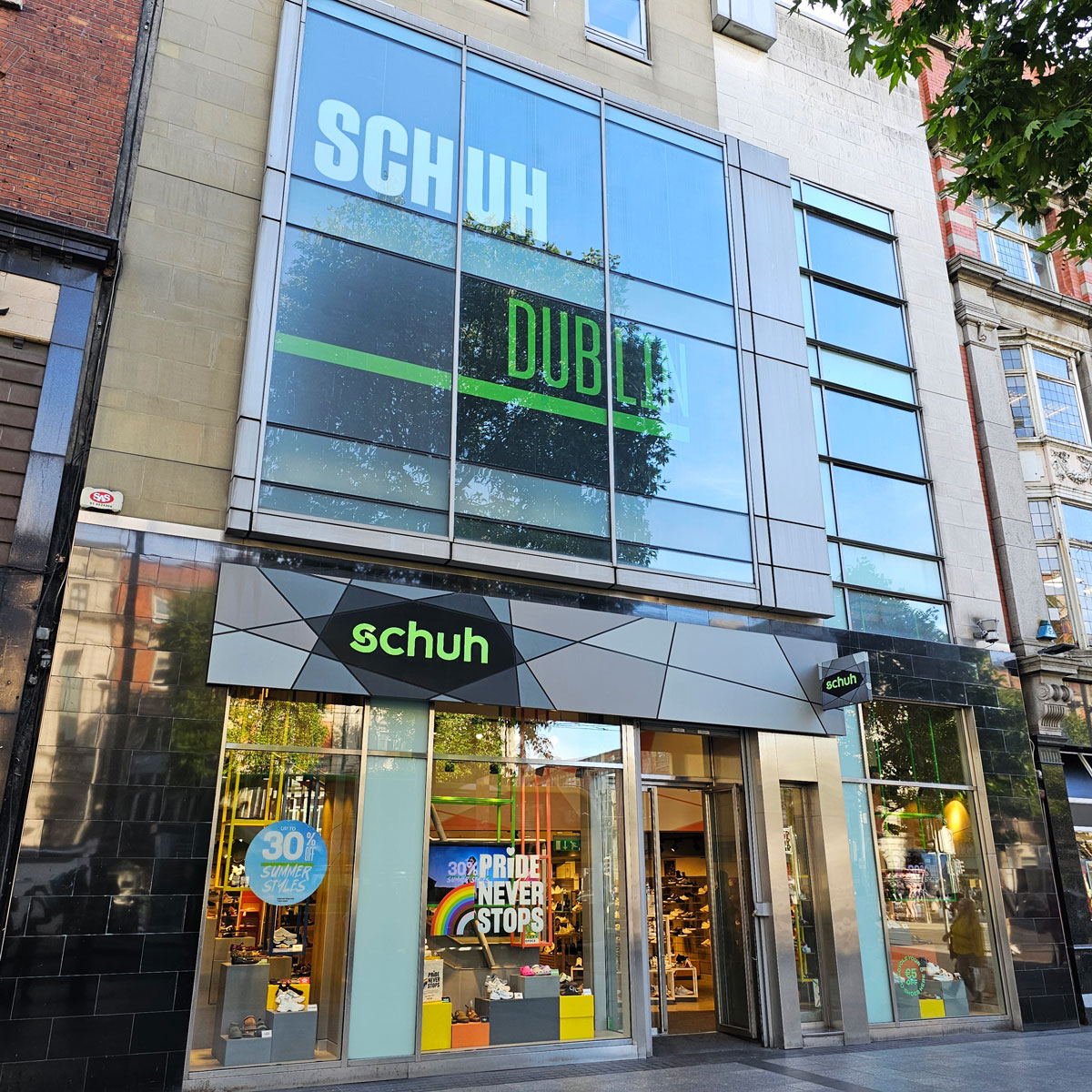 Window Graphics for Schuh
Happy to be part of Schuh’s front renovation, printing and installing large format window graphics.
📍 Dublin, Ireland
#BrandmarkSigns #WindowGraphics #ShopfrontBranding #RetailDesign #CustomSignage #VisualBranding #DublinBusiness #Schuh