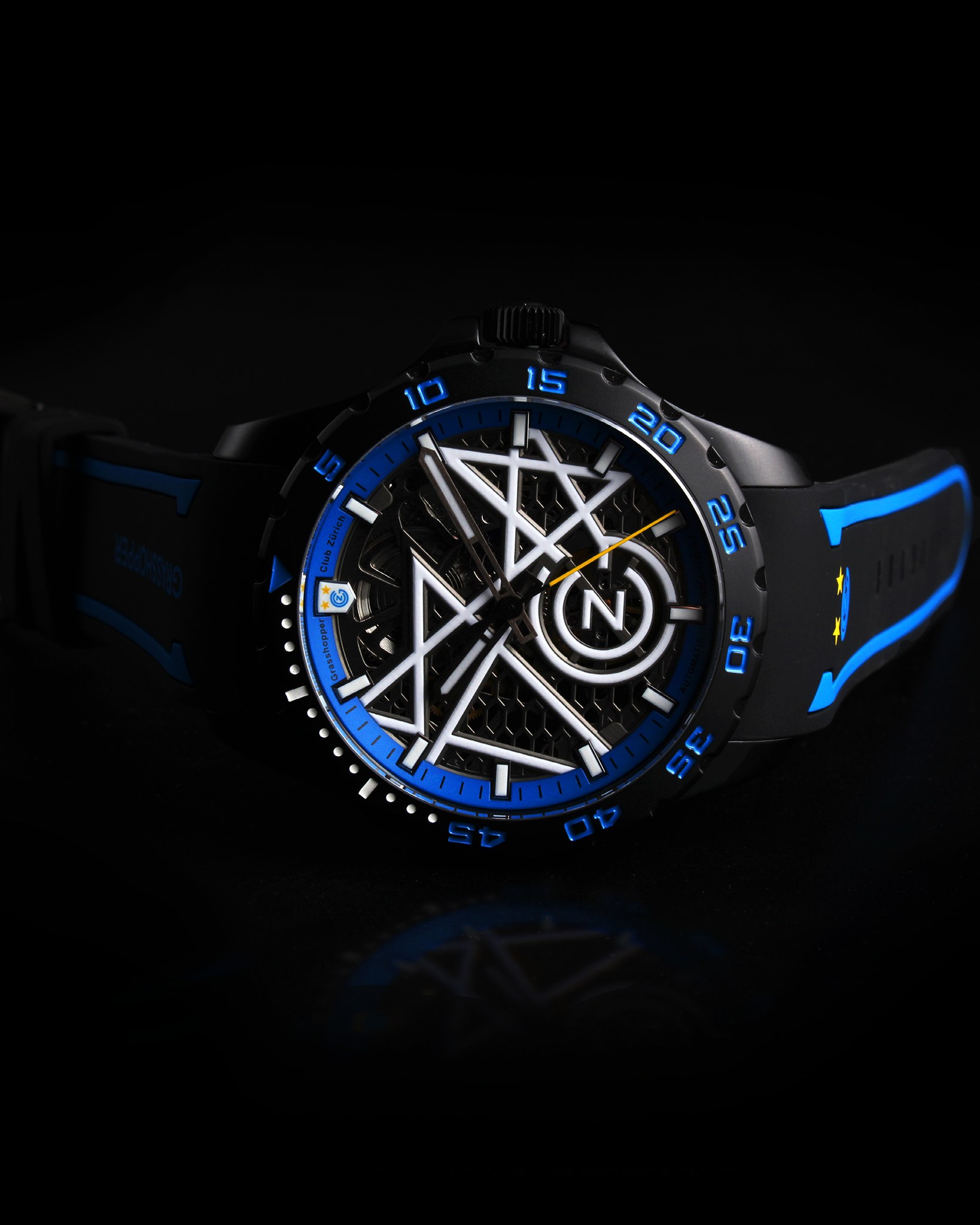 Celebrate football season with the Seagull x Grasshopper Club Zürich Double Skeleton Automatic Watch — where Swiss football legacies meet seagull's iconic craftsmanship!
#seagullwatches #watches #footballfans #footballmerch #swissfootball #automaticwatch #skeletonwatch #Timepiece