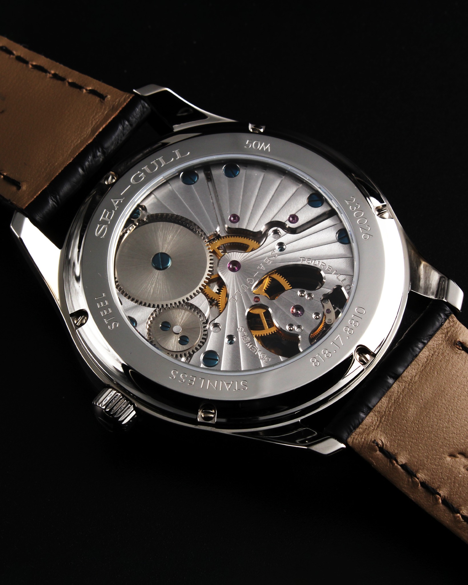 Introducing the Seagull Faith Series Tourbillon Mechanical Watch – a masterful fusion of ancient Chinese ceramic artistry and cutting-edge watchmaking.
With a transparent caseback, the tourbillon movement’s mechanics are fully visible, showcasing the hours of meticulous technical craftsmanship.
#tourbillon #tourbillonwatch #tourbillionwatch #timepiece #watches #chinamade #TimepieceTuesday #chinesewatches #Timepiece #watchcollector #watchesformen #watchoftheday #watchesoftheday