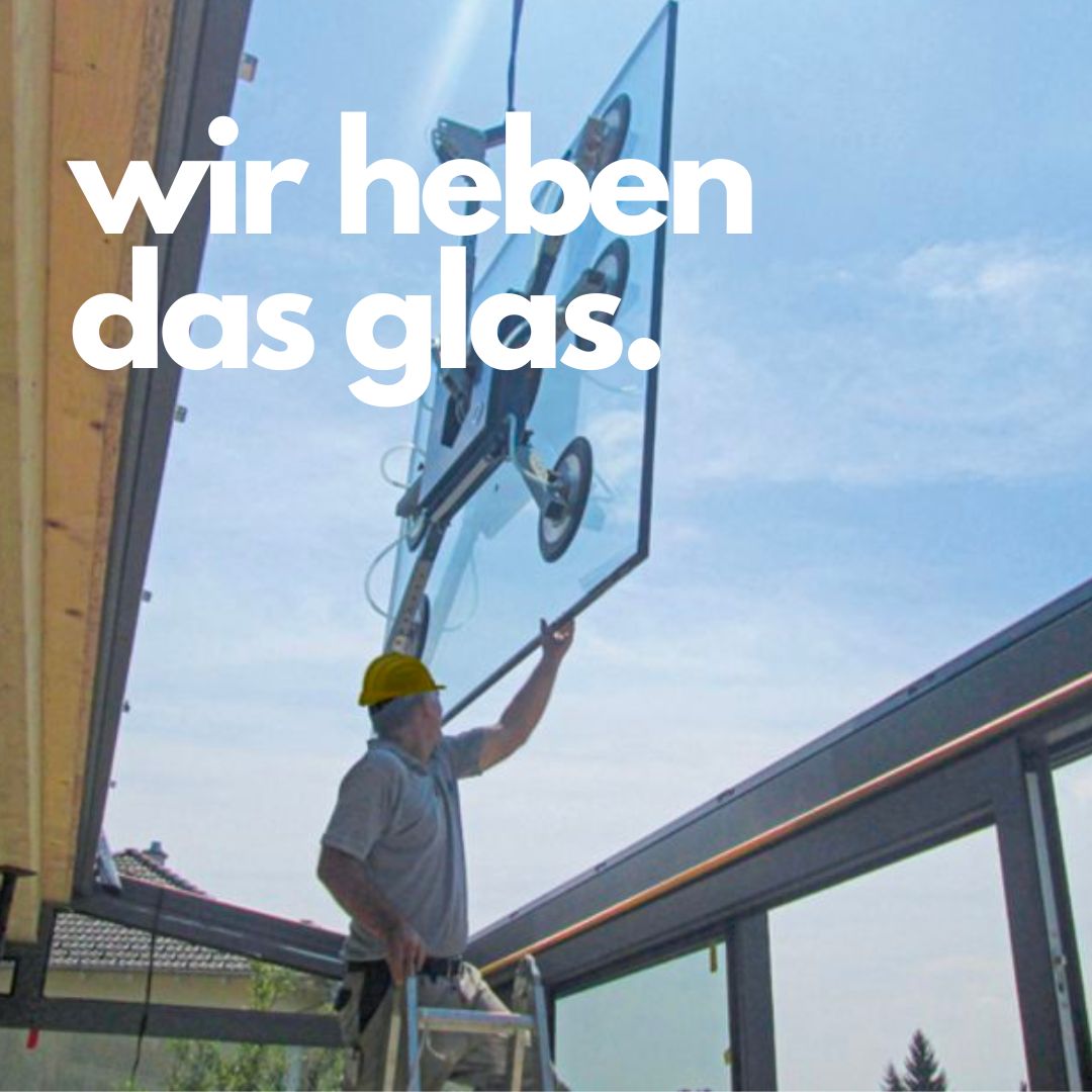 ...auf ein erfolgreiches 2024.
Top motiviert und mit viel frischer Energie sind wir in das neue Jahr gestartet und freuen uns auf spannende Projekte.
#kurthglas #zuchwil #manufaktur #glasdesign #interiordesign #lifestyle #team #handwerk