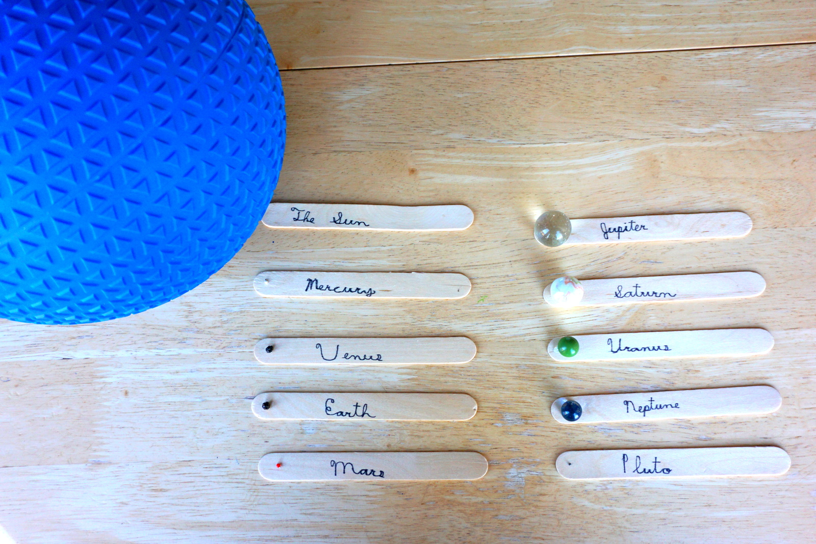 🌠🌎🌙WINTER NIGHTS ARE GREAT FOR STUDYING ASTRONOMY! HOMESCHOOL UNIT STUDY : Here are resources for a FUN Astronomy unit including star gazing, learning about the lives and discoveries of great astronomers, and making a to-scale model of the solar system.
FREE resources here if you want to have your own Astronomy Unit Study 👇👇👇: https://www.nourishedandnurturedlife.com/post/astronomy-unit-study-resources