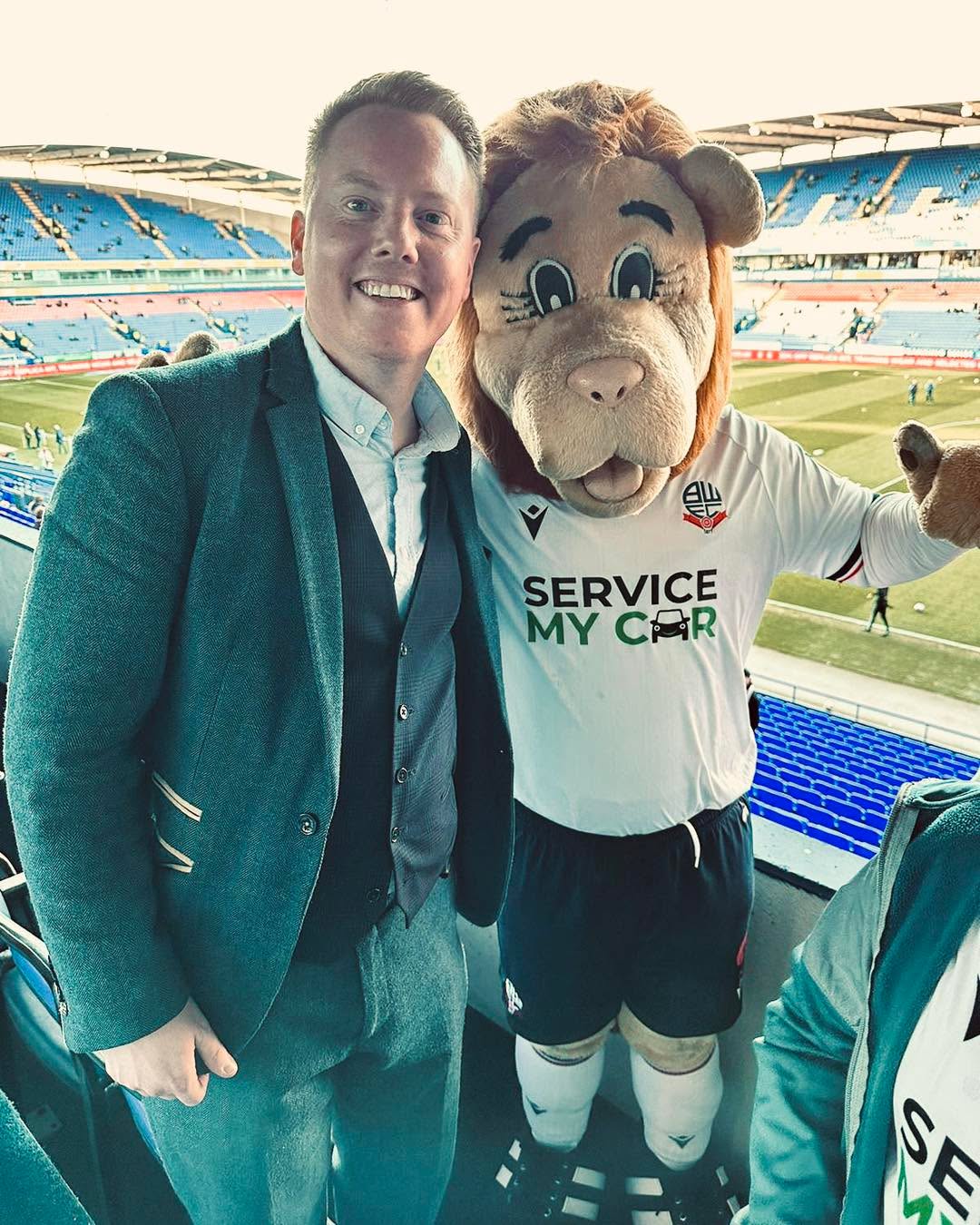 Twelve seasons I’ve been entertaining at @officialbwfc . From the Premiership, to the Championship, League 1, league 2 and now hopefully back to the Championship 🙌🏼.
Every season gets better seeing fans old and new. Thanks for having me year after year Wanderers. Can’t wait for season 13 with all of you ⚽️.