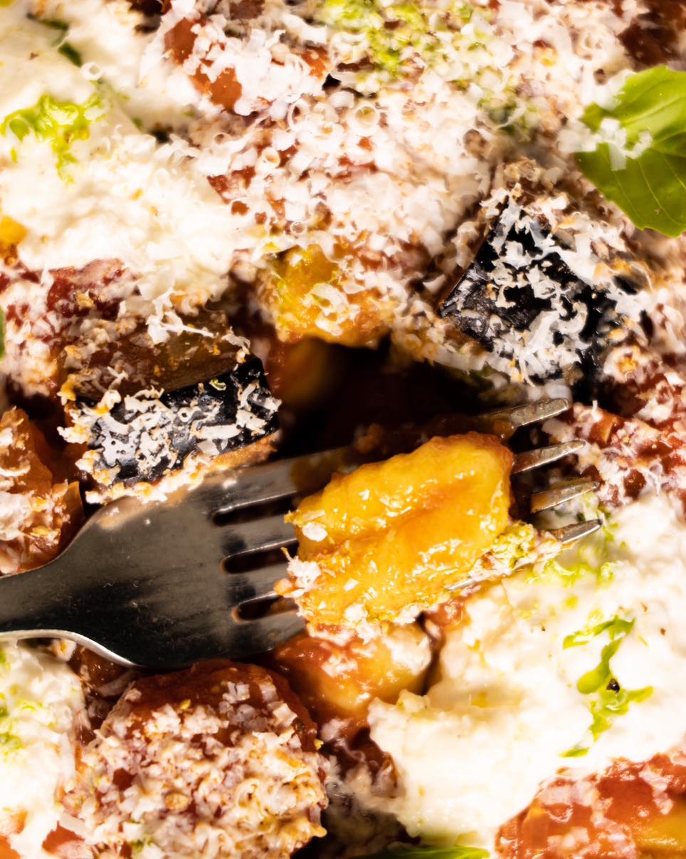 Zoom sur nos gnocchis sautés façon Norma, sauce tomate basilic et stracciatella 📸
À vos fourchettes !