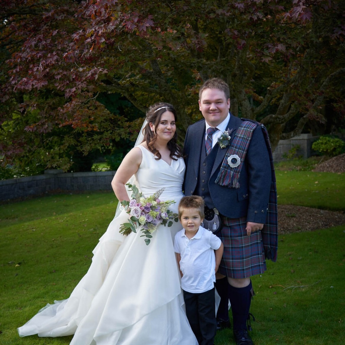 Congratulations to Becca and Jamie who were married at Woodbank. They chose a pretty eucalyptus design with added thistles for their wedding stationery. many thanks to @Elite Photographics for the pic
#yourwedding #diyweddings #weddingideas #weddingplanning #diyweddinginvitations #handmadestationery #prettystationery #scottishweddingsupplier #modernweddingstationery #wedding #yourweddingyourway #invitations #weddingmenu #bridetobe #diywedding #2024wedding #stationerysupplier #yourweddingday #tablestationery #placecards #diyweddingideas #menus #dayinvitation #eveninginvitation #savethedate #orderoftheday #personalisedvenuedrawing #tableplan #seatingplan #tablenames