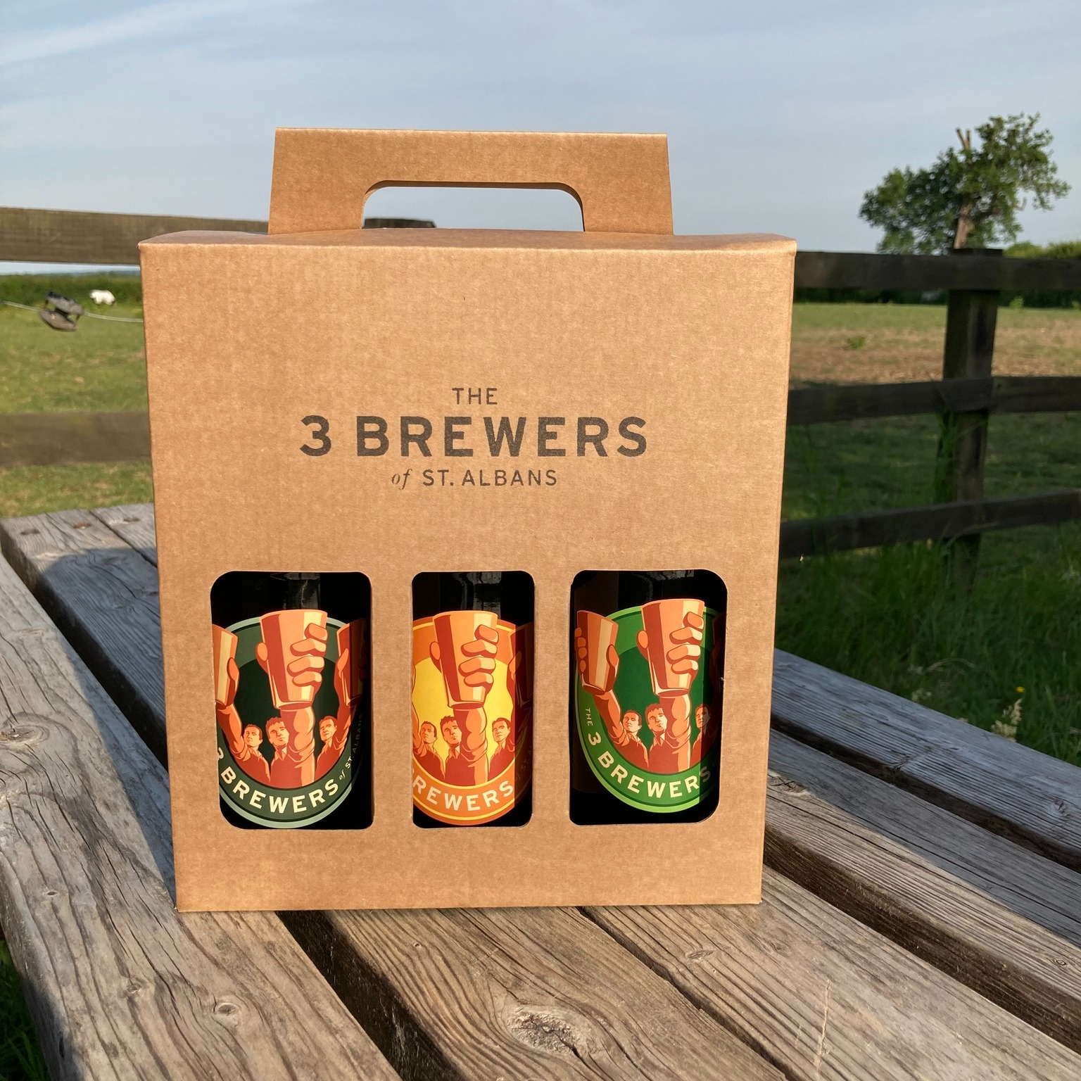 Well I've consulted at length with my meteorological chums The Tomster and Luce and they reckon the dodgy weather will have moved elsewhere by 12.30 today (Sat) and tomorrow is going to be fine and dry.
So, with Fathers Day looming, and with goals galore at the Euros I'm running around with my T shirt over my head and opening the brewery taproom and shop both days this weekend:
Sat 11.00 - 5.00
Sun 12.30 - 5.00
Our gift packs and mini kegs make the perfect gifts, we've also got four of our multi award winning beers on draught. There are also soft drinks, brownies, G&T, cider and Prosecco!
So come along to the brewery for a bevvy or two and absolutely no political canvassers.
See y'all soon
The 3 Brewers of St Albans
#tomaszschafernaker
#lucyverasamy