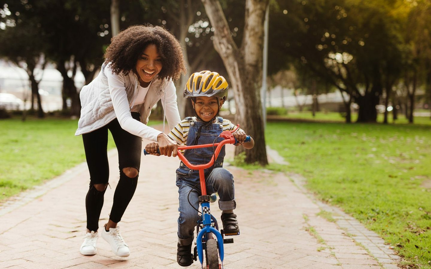 🚴♂️🌍 Happy World Bicycle Day from Premier Pediatrics! 🌍🚴♀️
Cycling is not only a fun activity but also a great way to promote physical and mental well-being for kids. Here's why we love bikes:
1. Exercise: Cycling gets kids moving and helps them stay active, promoting cardiovascular health and muscle strength.
2. Eco-Friendly: Riding bikes reduces carbon emissions and helps protect the environment, teaching kids the importance of sustainability.
3. Independence: Biking gives kids a sense of freedom and independence as they explore their neighborhood or ride to school.
4. Socialization: Riding bikes with friends and family promotes social interaction and teamwork, fostering valuable social skills.
5. Mental Health: Cycling can boost mood and reduce stress, providing a fun and healthy outlet for kids to unwind.
So, dust off those bikes, pump up those tires, and hit the road for some two-wheeled adventures this World Bicycle Day! 🚲💨 #PremierPediatrics #WorldBicycleDay #HealthyKids
