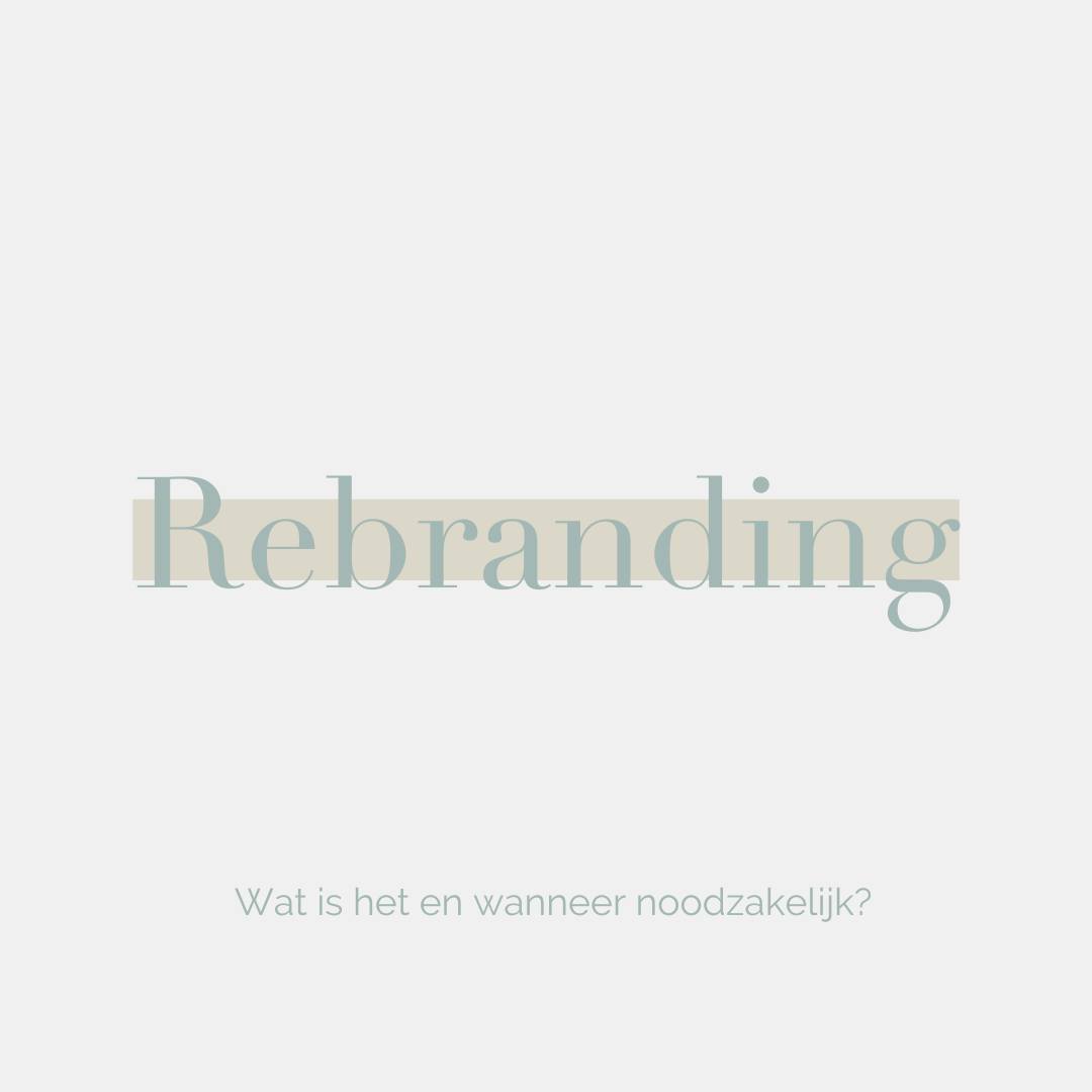 Soms is rebranding gewoon wat je merk nodig heeft!
Een krachtige visuele identiteit vormt de sleutel tot een succesvolle merkbeleving. Soms is het nodig om je identiteit een opfrisbeurt te geven, en dat noemen we 'rebranding'. Hierbij krijgen je logo en huisstijl een make-over om een frisse boodschap uit te stralen en weer de juiste klanten aan te trekken.
Wanneer is rebranden een slimme zet?
1. Verouderde uitstraling: Als je merk er wat gedateerd uitziet en niet meer in de pas loopt met je doelgroep of de nieuwste trends, is het tijd voor een rebranding. Geef je merk een nieuwe look & feel!
2. Herpositionering: Wil je een nieuwe marktpositie innemen en andere doelgroepen aanspreken? Misschien ga je van betaalbare producten naar high-end niche items. Een rebranding zorgt ervoor dat je merk die nieuwe koers perfect weerspiegelt.
3. Fusies en overnames: Veranderingen in je bedrijfsstructuur vragen om een nieuwe identiteit. Bij fusies en overnames is rebranding de sleutel om je nieuwe waarden en identiteit te laten zien.
4. Technologische veranderingen: Technologie verandert snel! Als nieuwe tech ontstaat of de manier waarop mensen informatie delen verschuift, kan een heroverweging van je merk nodig zijn.
Er zijn natuurlijk nog meer redenen om te rebranden. Een slimme aanpak is daarbij cruciaal. Schakel altijd een ervaren grafisch ontwerper in voor de beste resultaten.
Klaar om je branding eens goed aan te pakken? Stuur me een berichtje.