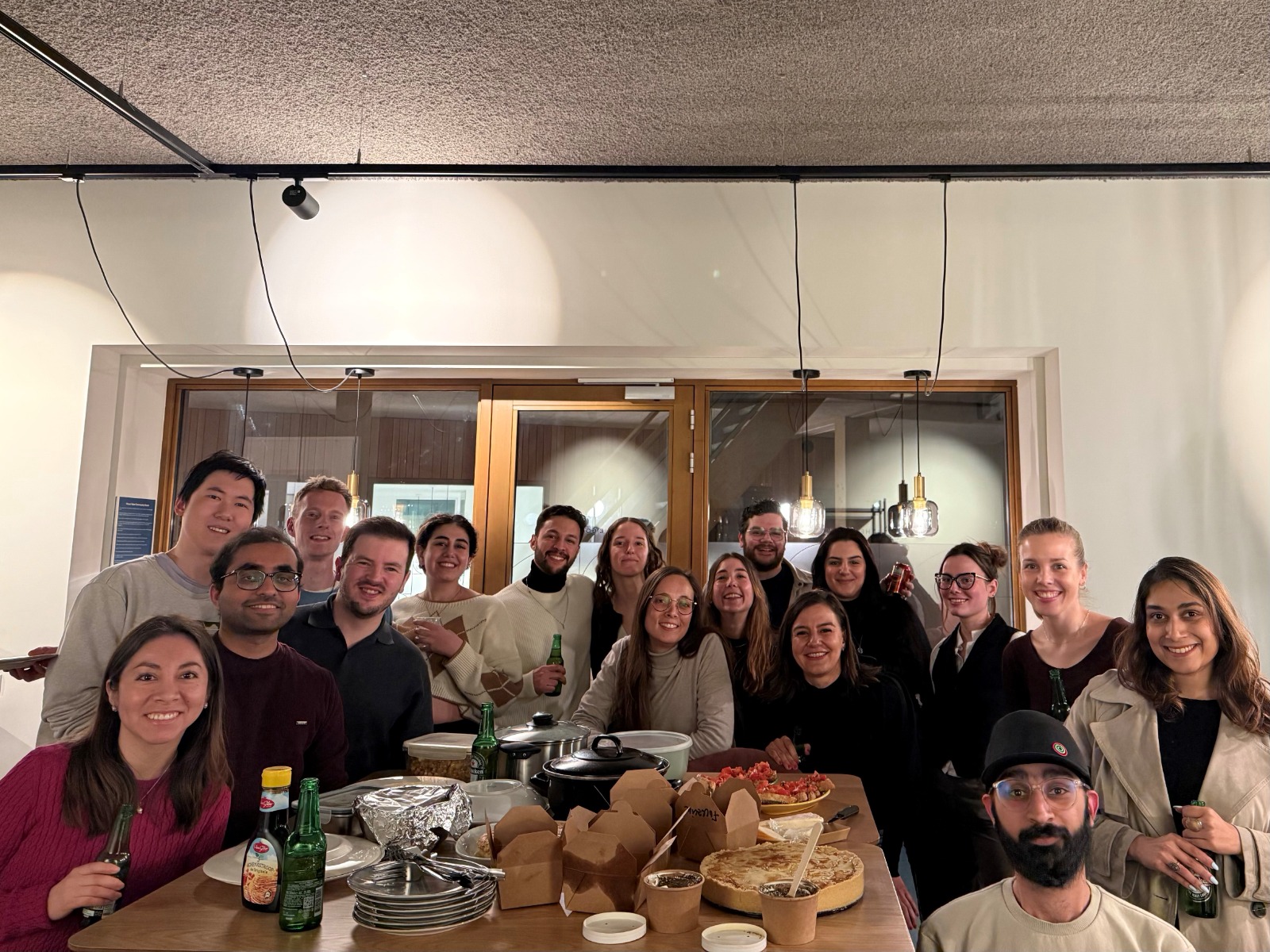 Our communal kitchens aren't just for daily cooking—they’re also the perfect spot during events like our monthly potluck dinners or international food nights. Bring your favourite recipe, share a dish, and meet your neighbours in the coziest way possible.
Become part of the Cohesion community in Almere, Amsterdam, Eindhoven and Rotterdam!🏡🤝
#community #thecohesionlife #amsterdam #apartments #studios #colivinglife #colivingcommunity #colivingamsterdam #urbanliving #health #wellbeing #sustainable #social #ambition #renthouse #wonenrandstad #youngprofessional