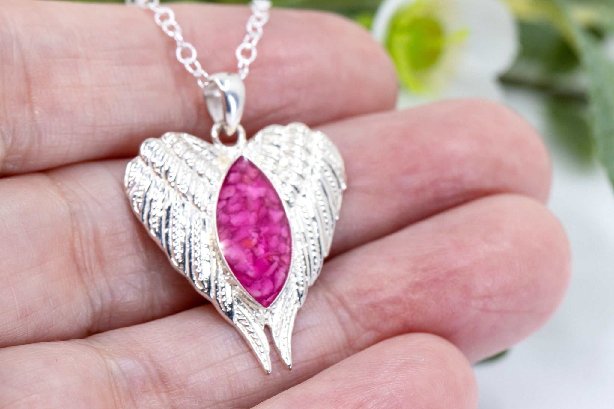 🕊 Solid Angel Wings Pendant with cremation ashes, hair or fur
✨ Lots of colours to choose from
💎 Free Ashes keepsake and Gift Pouch with every Order
📮 Free UK shipping over £75
💌 Forever Stone™ Certificate included
🖼 Click on photo for all the details
#memorialjewelleryshropshire #ashjewellery #ashesjewelleryuk #cremationjewellery #memorialjewellery #ashesjewellery #samfirememorials #memorialpendant #memorialjewellerywestmidlands #cremationashespendant #memorialjewelleryshropshire #ashespendant #foreverstone #grief