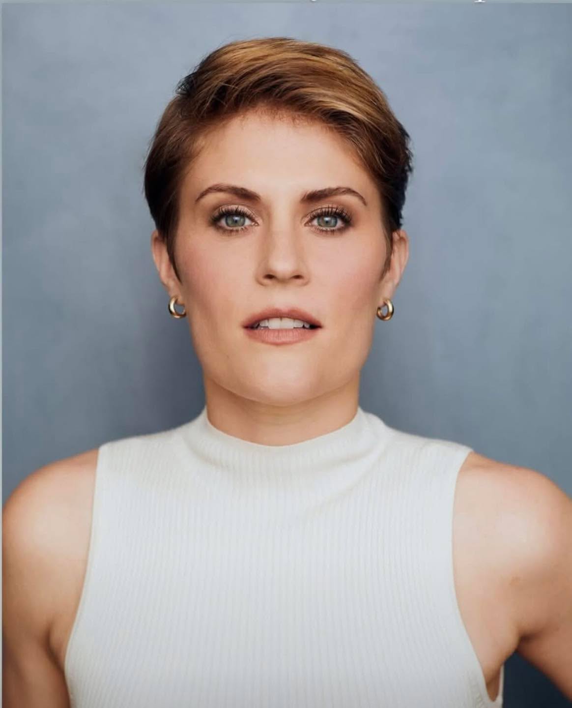 Ready to shine at your next event? ✨ Whether it’s a wedding, party or special occasion our talented makeup artists are here to create the perfect look for you! 💄💋 Need tips? Book a personalized makeup lesson and learn the tricks to flawless beauty.
Look by the fabulous Brad Laskey @brad_laskey_makeup Link 🔗 in bio to book with Brad 😉
Slēk Salon Clifton park - 1603 Route 9 Halfmoon Ny 12065