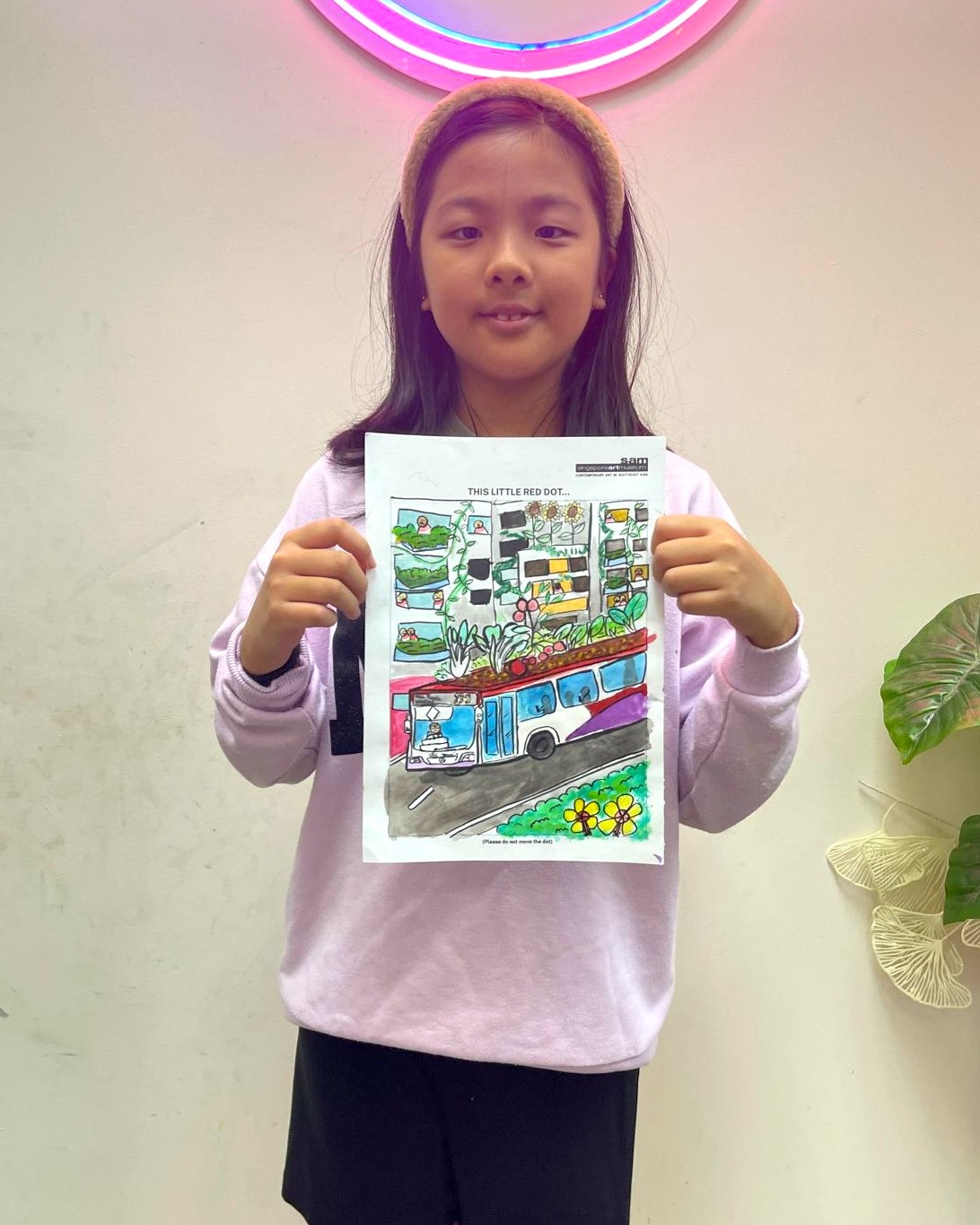 🎉🎉 We are happy to announce that our student, Ng Shree En, has been selected as SAM’s Top 30 submissions for the Singapore Art Museum’s This Little Red Dot... National Day giveaway.
The ✨top 30 artworks✨ will be featured in the This Little Red Dot... exhibition at the Singapore Botanic Gardens (Green Pavilion at Tanglin Gate) from 17 August to 1 September 2024.
Check out our other students’ creative renditions here=> https://www.facebook.com/artwonderlandsg/posts/pfbid04Hs939QpZVU7D27T39WGVvLxYV8nTHkVzrKTjDCaTs7oQAhRLhQNPrMM1NBgMm15l
They are all winners in our heart! 🎨🏆✨
#ArtWonderland #TheLittleRedDot #SAM #Sustainability #YoungArtists #CreativeFuture #ReduceReuseRecycle #kidsartstudio #learningthroughart