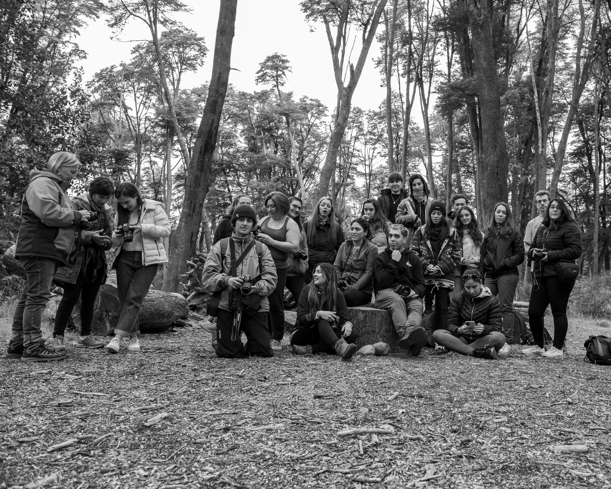 Preparándose para la foto o posando para la foto, Que preferís?
Esta semana arrancamos los cursos y ya estamos ansiosos esperando la primer salida práctica!!
#cursosfotografía #Flash #clasesfotografia #estudiafotografia #aventurafotografica #inspiracionfotografica