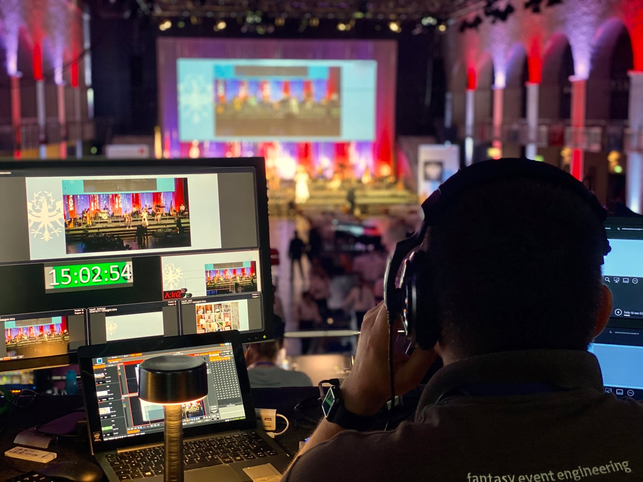 Veranstaltungstechnik für Events aller Art 🎤🎧💻
Wir sind der Spezialist für Veranstaltungstechnik. Entdecken Sie unser vielfältiges Sortiment für Business Events, Kulturveranstaltungen, Konzerte oder auch private Feiern.
- Beschallungstechnik & DJ Equipment
- Lichttechnik & Special Effects
- Dolmetscheranlagen
- Video- & Projektionstechnik
- Eventelektrik
➡️ https://eventshop.tirol/collections/eventtechnik
#eventshop #tirol #austria #topservice #professionell #zuverlässig #fullservice #eventengineering #fantasyeventengineering #veranstaltungstechnik #eventtechnik #audio #video #Lightning #engineering