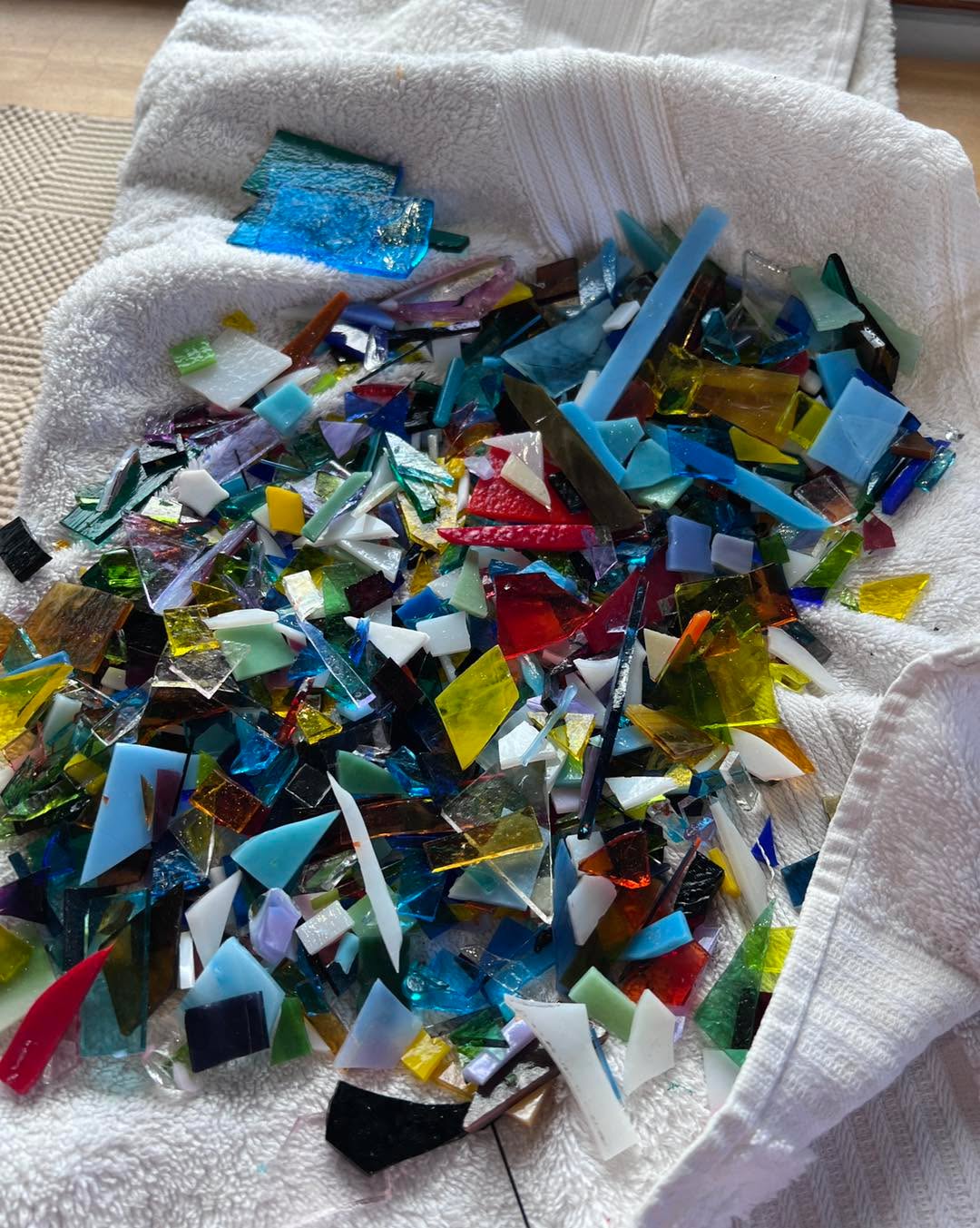 Sorting out glass for my making coasters workshop 22-24 oct. See events. mundaringhillsopenstudios