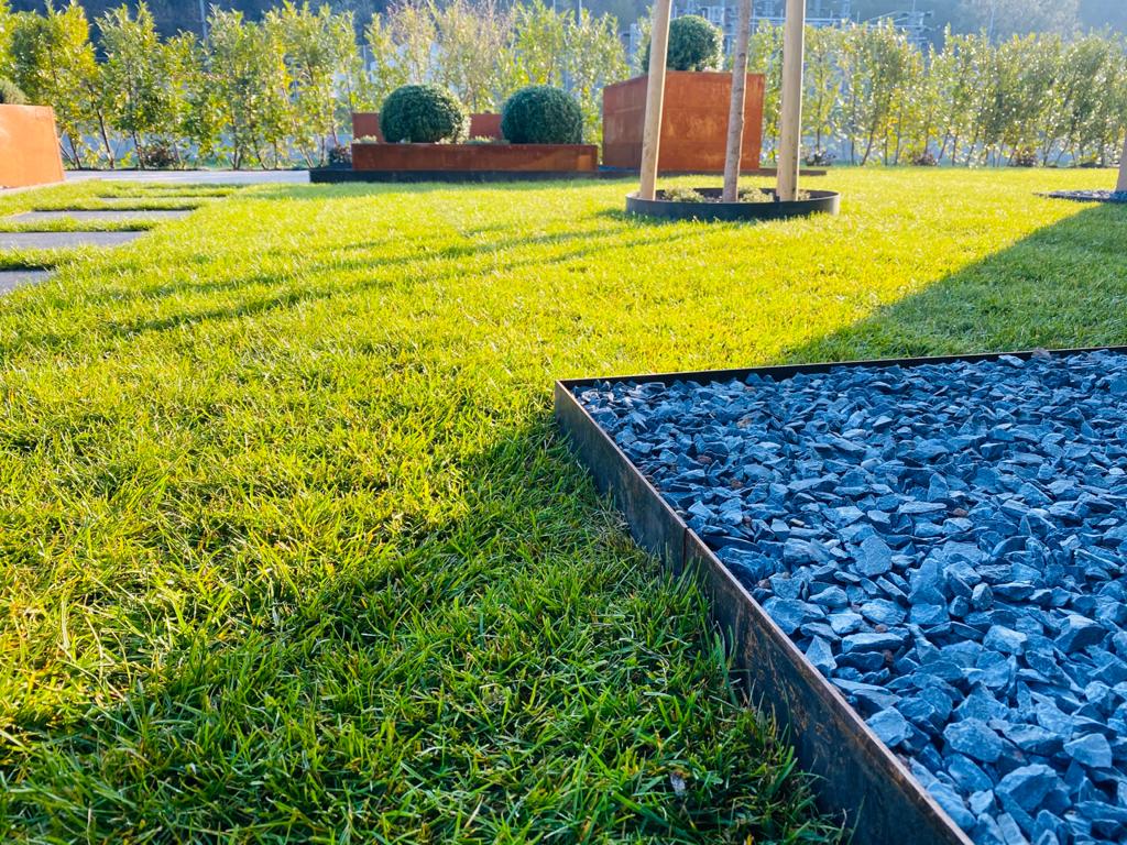 Bereet fir d'Fréijoer am Gaart? Mir hunn déi perfekt Gaarden Accessoirë fir ären Bausseberäich! Rasenkanten, Blummekëschten oder Hochbeeter entdeckt eis Produiten bei Letzshop.lu
https://letzshop.lu/de/bourscheid/vendors/metal-line