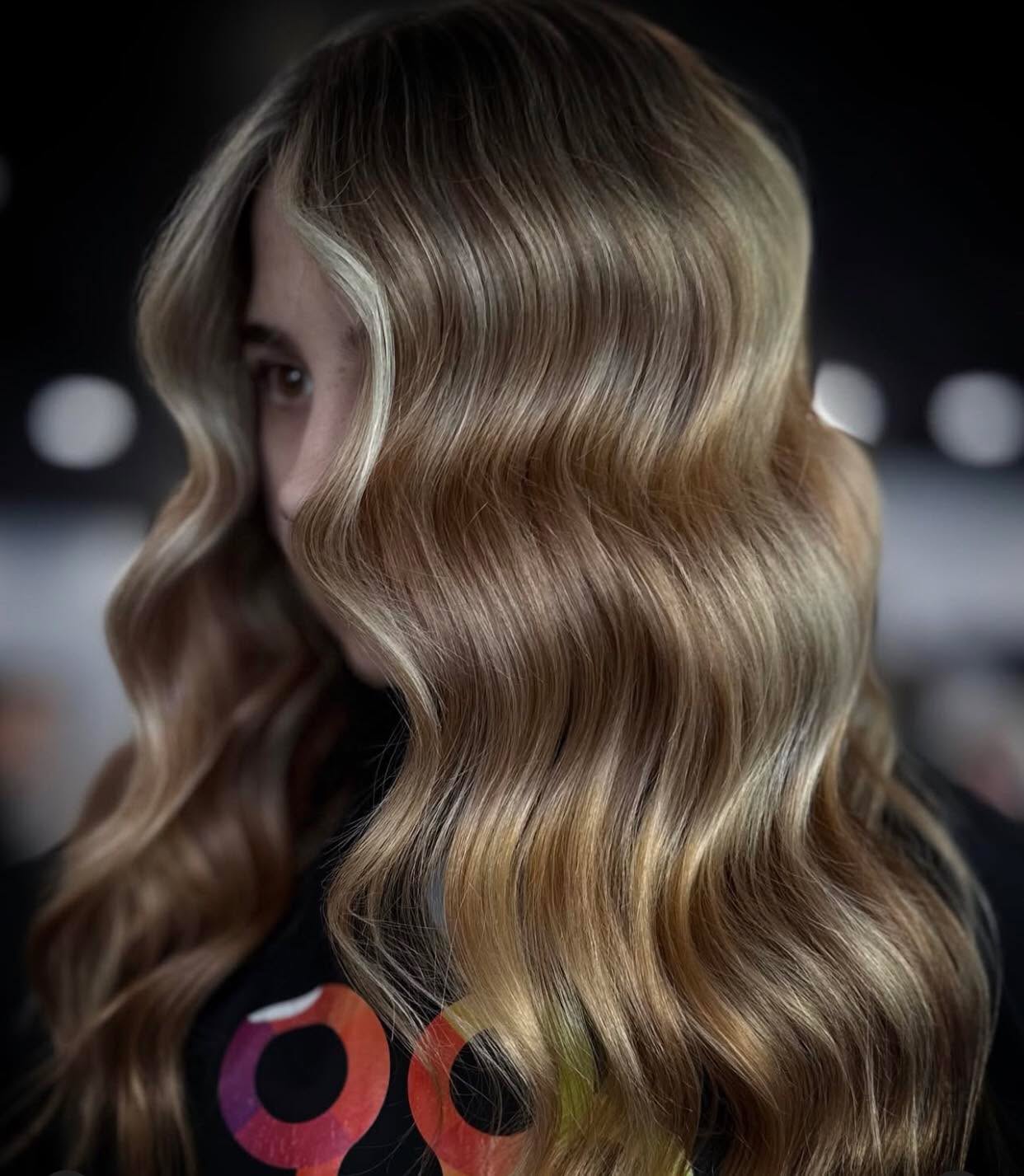 ✨ Ready for a fresh new look? ✂️ Book your appointment today and be a step closer to the hair of your dreams! 💁🏻♀️
February is around the corner…Book your Valentines Day hair before available spots all fill up! 💖
This gorgeous look is by Tyler @hairbytyler out of our Clifton Park location 🔥 DM him to schedule or request an appointment with him 24/7 through our virtual booking app, Vagaro Clifton Park, link in our bio 😉
1603 Route 9 Halfmoon Ny 12065