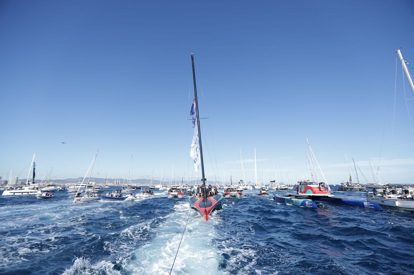 SO PROUD !!!
Congratulations to every last member of ETNZ for a well deserved and hugely impressive win 👏👏👏👏🥳🥳🥳🥳