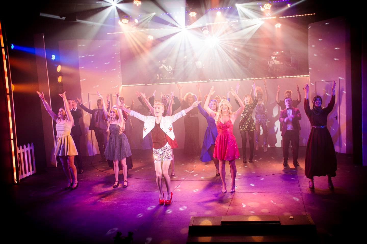 And that’s it! The final curtain for Everybody’s Talking About Jamie. Congratulations to our wonderful cast!We have had the best time stepping out of the darkness and into the spotlight. Thank you from the bottom of our hearts to our six wonderful audiences it’s been a pleasure. Until next time! 🤩🤩🤩🤩