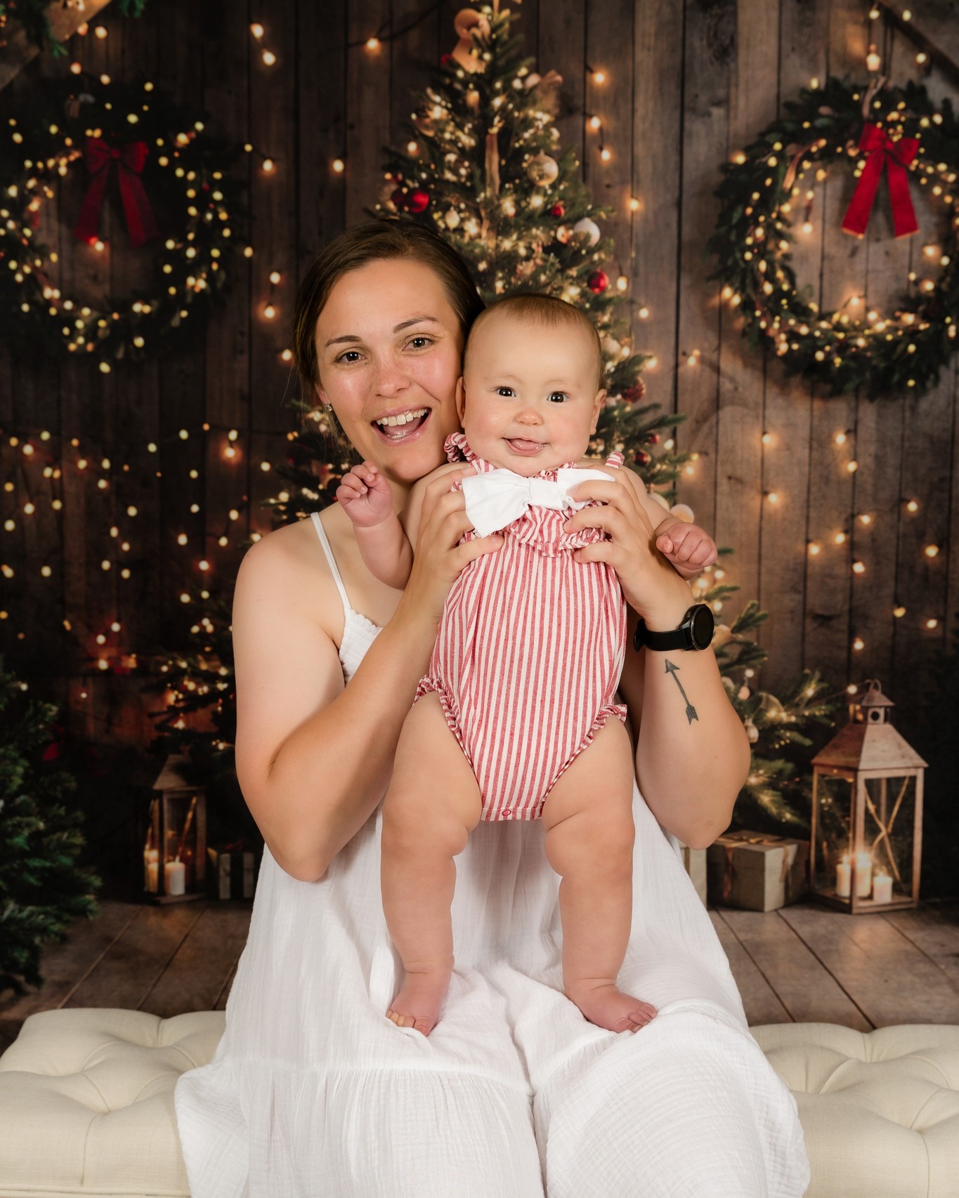 Christmas Minis 2024 🎄🎅⛄
Aww how can you not smile at Charlotte's gorgeous smile!! It melts my heart ❤😀
www.cassandracharryphotography.com