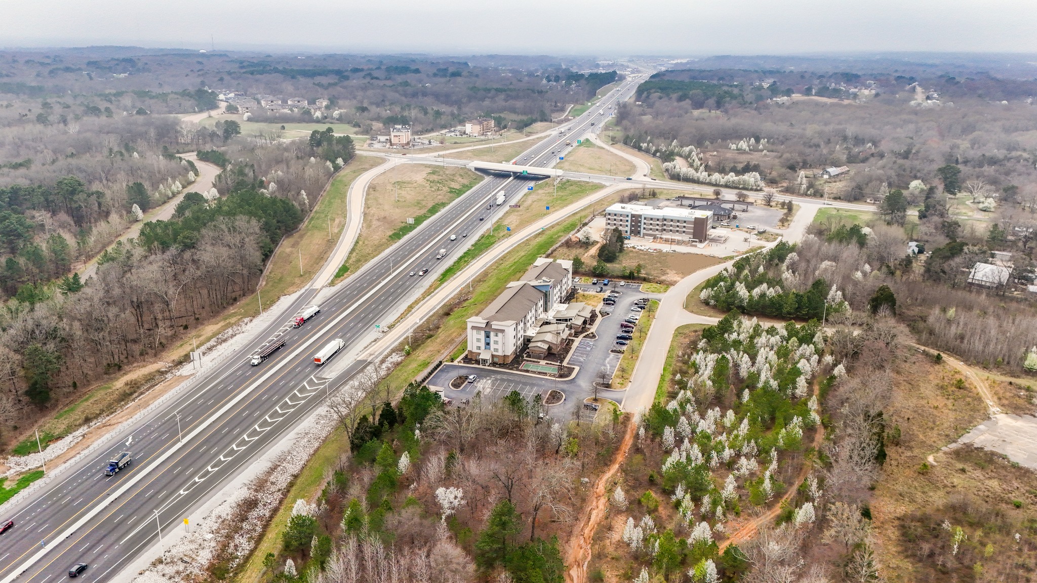 At Tennessee Drone Services, we specialize in capturing breathtaking aerial shots that showcase the true potential of your properties. Just like the stunning visuals we produced for Eden Smith, a Realtor with Coldwell Banker, for a commercial land development project off TN 1-40, exit 83.
Our high-resolution aerial photos provide a comprehensive view of the landscape, allowing potential investors and clients to envision the possibilities. From expansive land parcels to prime commercial spaces, our drone are able to capture it all with precision and clarity.
Ready to make a lasting impression with your commercial land development projects? Contact us today to learn more about how Tennessee Drone Services can help you stand out from the crowd!
#TennesseeDroneServices #CommercialRealEstate #LandDevelopment #AerialPhotography #PropertyMarketing #DroneShots #RealEstatePhotography #TNCommercialProperty #constructionsite #TeamTN