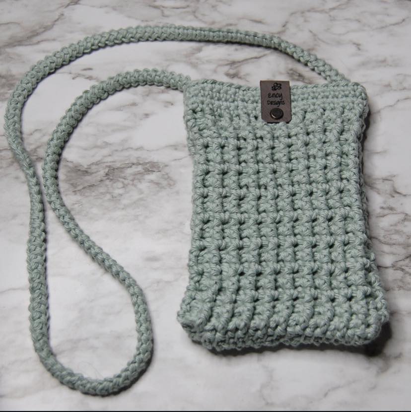 These crochet crossbody bags are available in a variety of colors! Shop now and grab yours today
https://www.encydesigns.com/product-page/crochet-crossbody-phone-bag-crossbody-purse-3
#handmadegifts #crossbodycase #crossbodypurse #crossbodybag #crossbodyphonecase #handmadeisbetter #hellosummer #summertrends