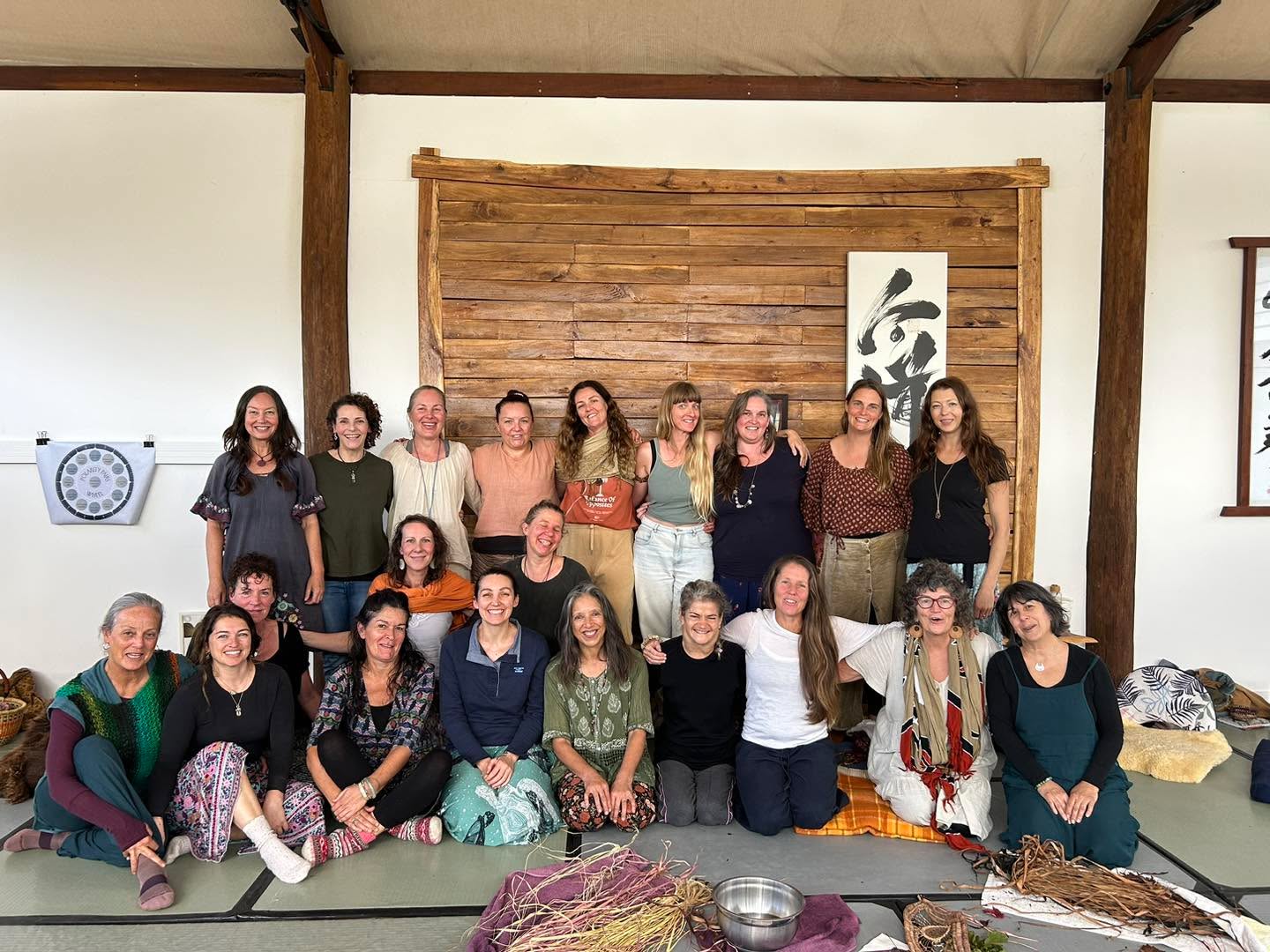 It’s official!
Our 18 month journey has begun after an incredible weekend with these incredible women.
Thank you for showing up: the conversations, weaving, nature time, drumming, drum journeying, delicious food, cups of tea, singing and reflections.
🔱
#shamanicjourney #womenscircle #sisterhood #weavingcircle #followtheblackunicorn