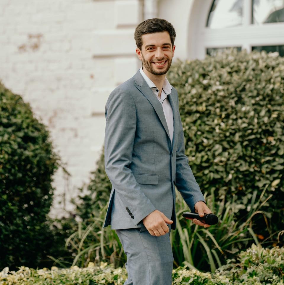 Just happy to be working in some sunshine for once! ☀️
@creativedepictionstudio thanks for capturing my cheesy grin 🤣.