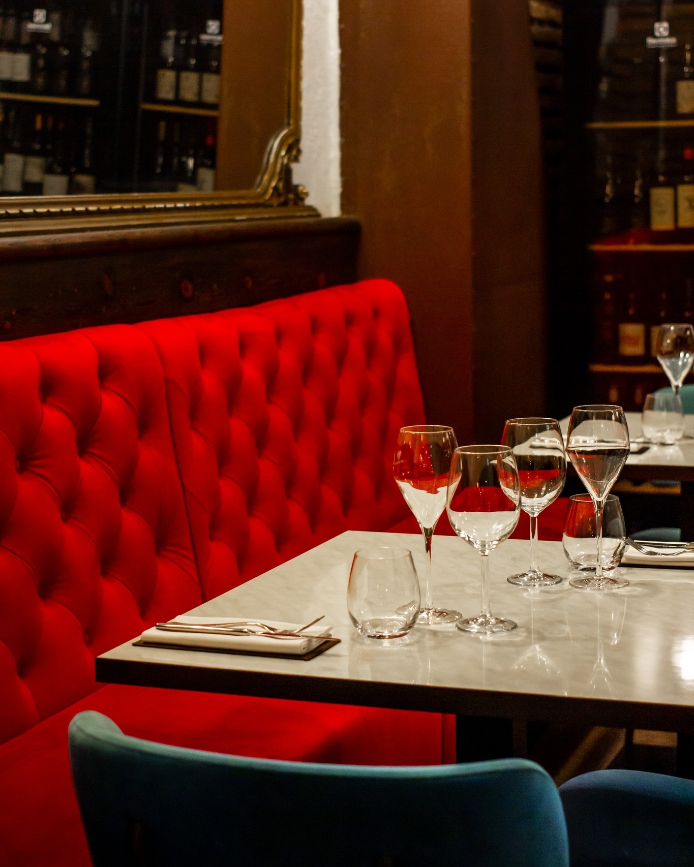 Nuove sale, nuovi arredi, stesso spirito: Mastro Giorgio è il tuo angolo di piacevolezza e calore nel cuore di Testaccio 🍷
📲 Mastro Giorgio
☎️ 06 574 1369
📍 Testaccio (Roma), Via Alessandro Volta 36
#cozyrestaurant #menùspeciale #mastrogiorgio
#testaccio #culturadellatavola #ristoranteroma #rome #dehors #cenaroma #pranzoroma #romagram #chef #rome #nuovomenu #ristorantetestaccio