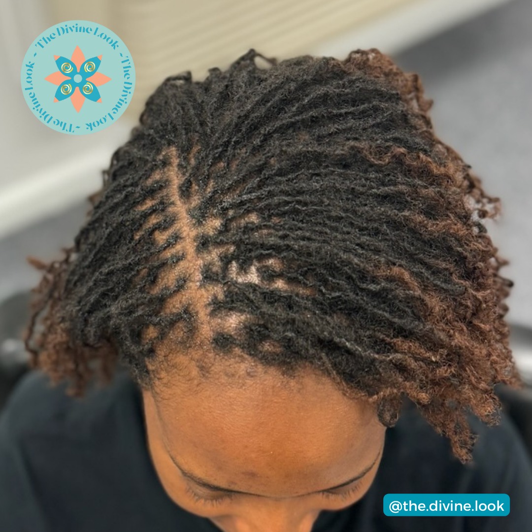 There’s nothing quite like the feeling of a fresh retie! 😩 But let me tell you some tips that we use to help:
✨ We spray your new growth, to moisturize your roots during your retightening.
Softening your hair during the retightening process. It helps the lock pass through more smoothly and makes the whole experience way less painful. It not only softens but also moisturizes and boosts hair growth at the same time. 🙌 It allows us to easily separate your locks at the roots, to ensure your grid stays in tact.
Want More Tips? Don't forget to follow 😊 Accepting New Clients
#SisterlocksJourney #SisterLocks #MicroLocs #WomenWithLocs #HairCareTips #MicroLocksTraining #MicroLocks #Interlocks #SmallLocks #CincinnatiMicroLocks #ColumbusMicroLocks #ProtectiveStyles #NaturalHair #MicroLocksInstallation #Locs #Locks #OhioMicroLocks #Sisterlocks #OhioSisterlocks