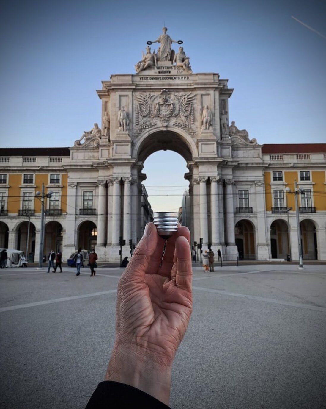 El arco de Augusta o arco del triunfo de la Rua Augusta es un arco situado en la parte norte de la Praça do Comércio, en la Rua Augusta, en Lisboa (Portugal)
#diseñodeexperiencias #12años #agenciaboutique #pasionporlosviajes #in2travel #travelling
