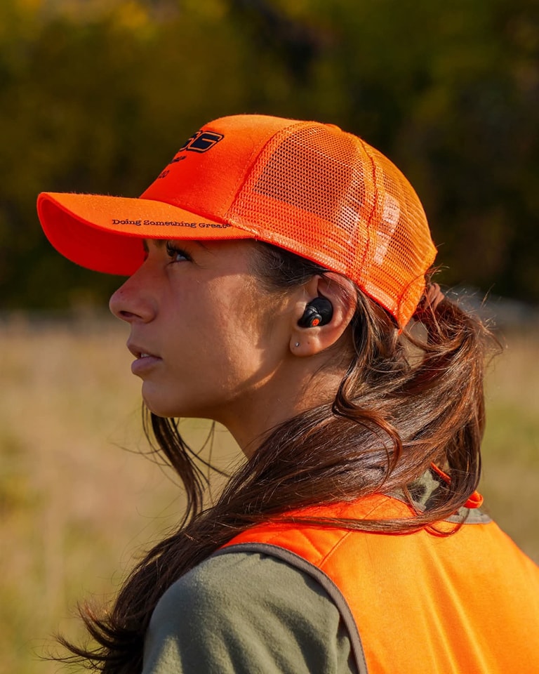 Perfect for the shoot, perfect for the hunt!
Special filters, no batteries, no nonsense.
Simply heat shape and go!
#protection #decibullzuk #earplugs #custom