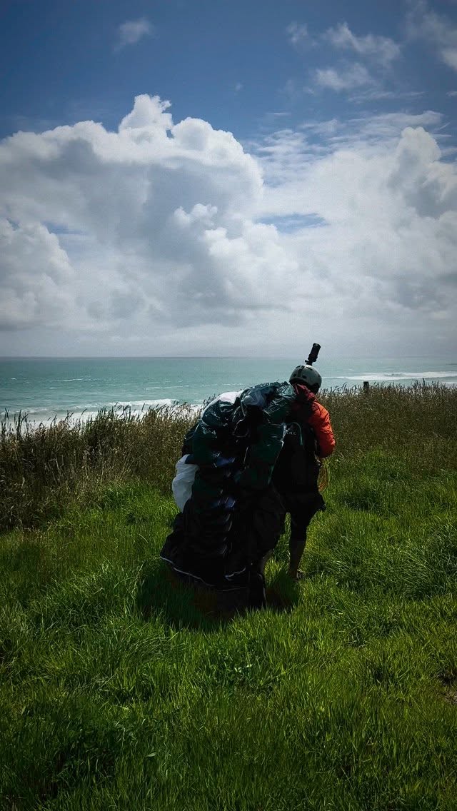 @go.flare.global @proximityflight @no0ffseason @_paraglidingworld_ @cactusoutdoor @teva_newzealand
-
-
-
#beyond_gravity #go_flare #flaremoustache #flareline #speedflying #prospeedflying #paragliding #parakites #miniwing #extremesoaring #tewaewaebay #newzealandnatural #roadtrip