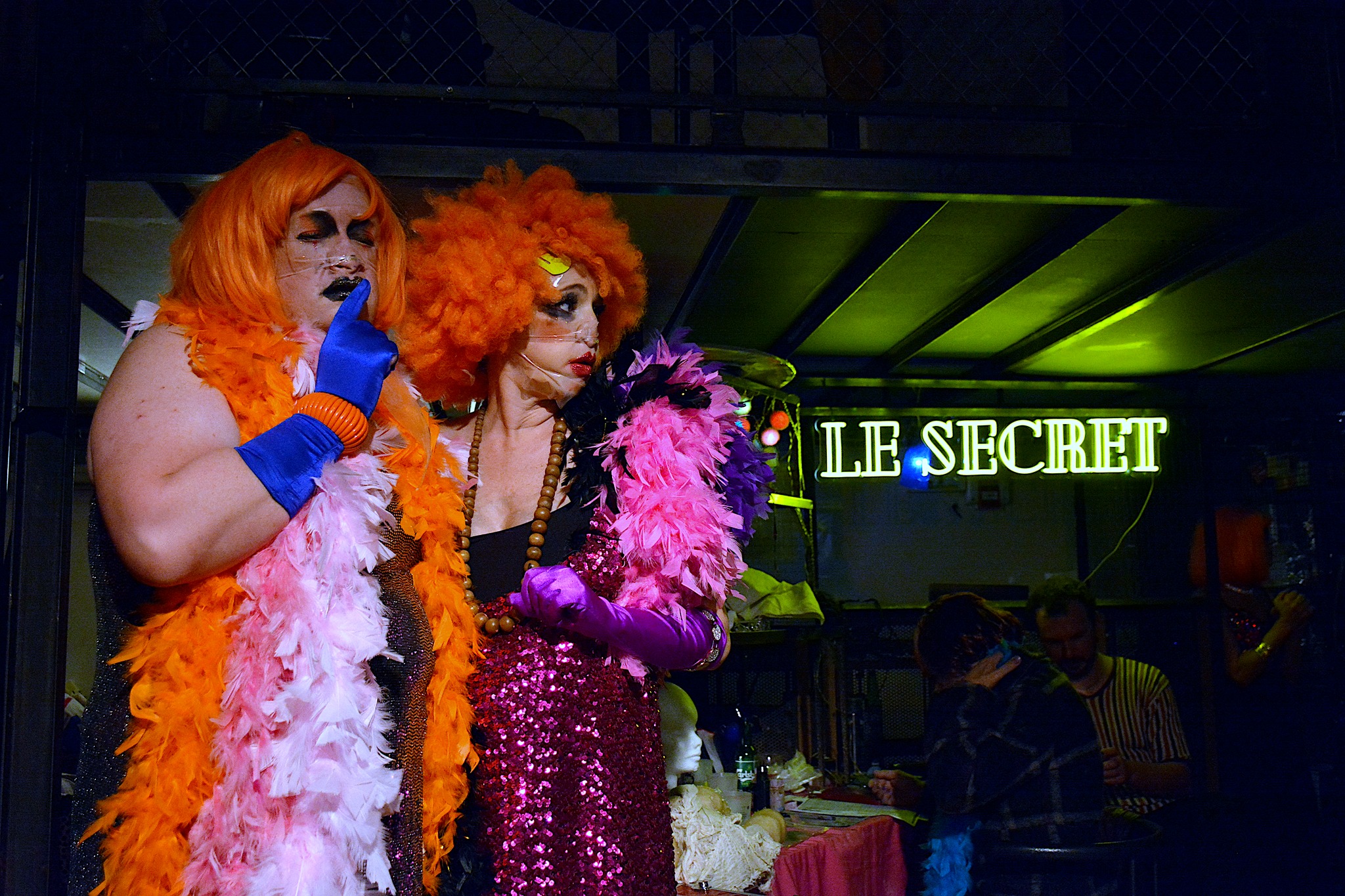 Chuuuuuut !
Dernières places à vendre pour le petit secret de ce jeudi 23 mai 🥳
✨Cabaret intime, sans micro, poésie des corps et des mots✨
Avec @monsieur_k_et_cie - Benjamin James - L'oiseau Joli - David Noir
https://www.helloasso.com/associations/l-alcazar-espace-partage-de-creation-indisciplinee/evenements/le-petit-secret-jeudi-23-mai-24
@cabaret.lesecret
Photo @monsieur.gac