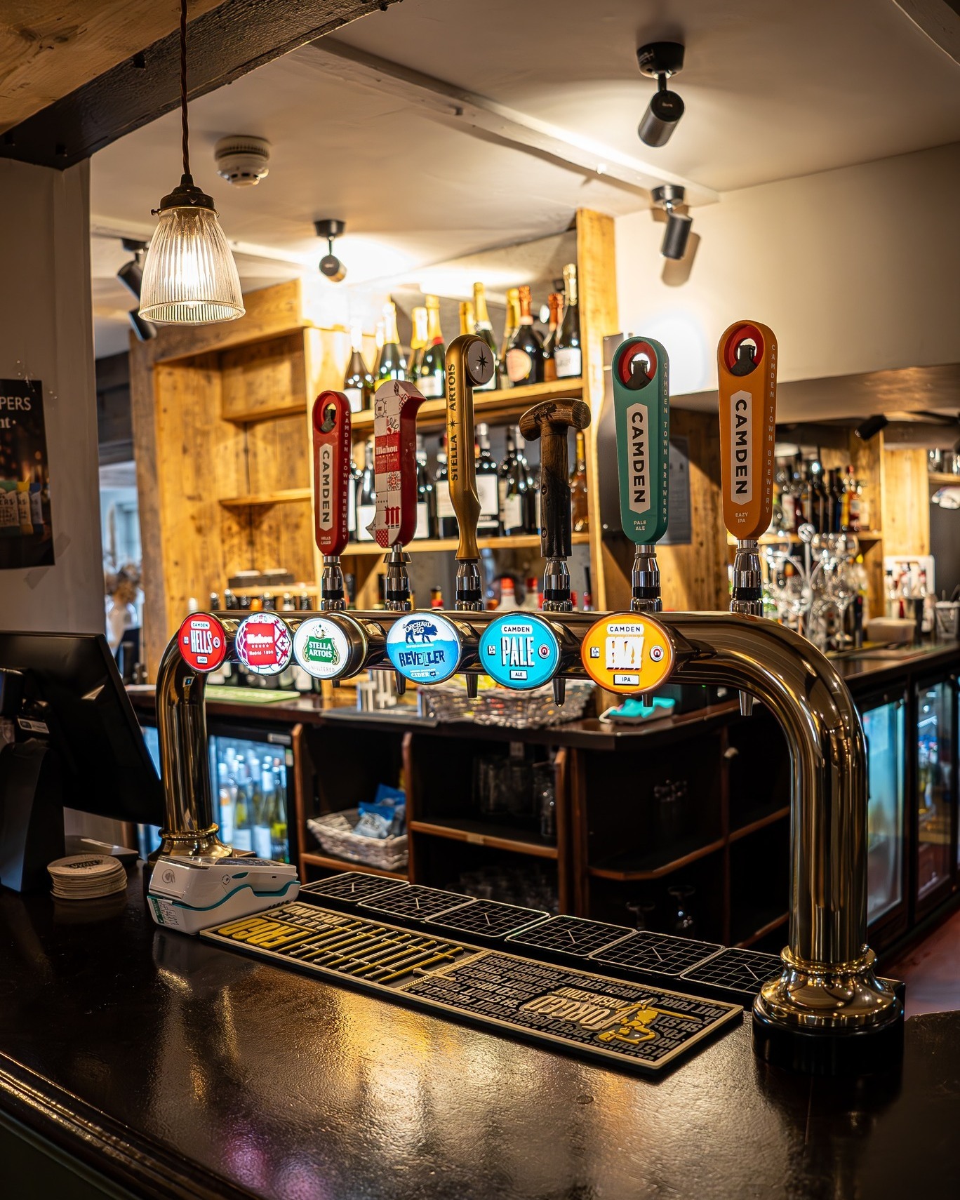 Saturday evenings at The Malthouse
Whether you’re after a relaxed dinner, a few drinks at the bar, or some friendly competition at the pool table - we’ve got you covered.
Walk-ins welcome or book now at themalthousepub.co.uk