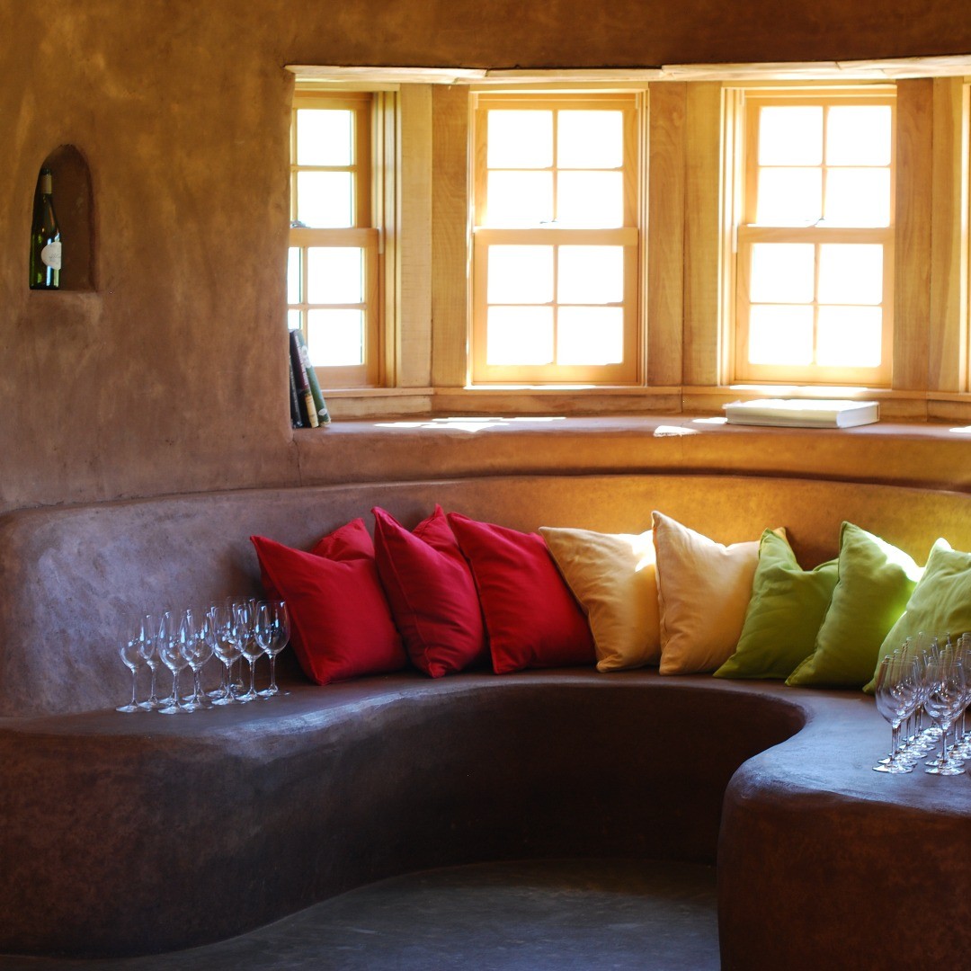 Cozy nooks are one of my favority design features. The idea is to create an intimate space within a larger room, so that you feel "tucked in" but are still part of the goings-on in the larger space.
The draw toward nooks is from our inner animal, that wants a safe nest but also wants to see what's out there. (No surprises please)
Nooks are also a great way to increase functionality without much additional cost...because they are, by nature, small. They can create a spot for anything messy while keeping the larger space clear of clutter. Or just a spot to chill out.
A nook can be as simple as a deep window sill. Or a wider spot in a hallway. Or a corner bench. So many options. 🙃
#cozy #cozynook #interiordesign #designitwell #architectureexplained #architecture #naturalhome #designforliving