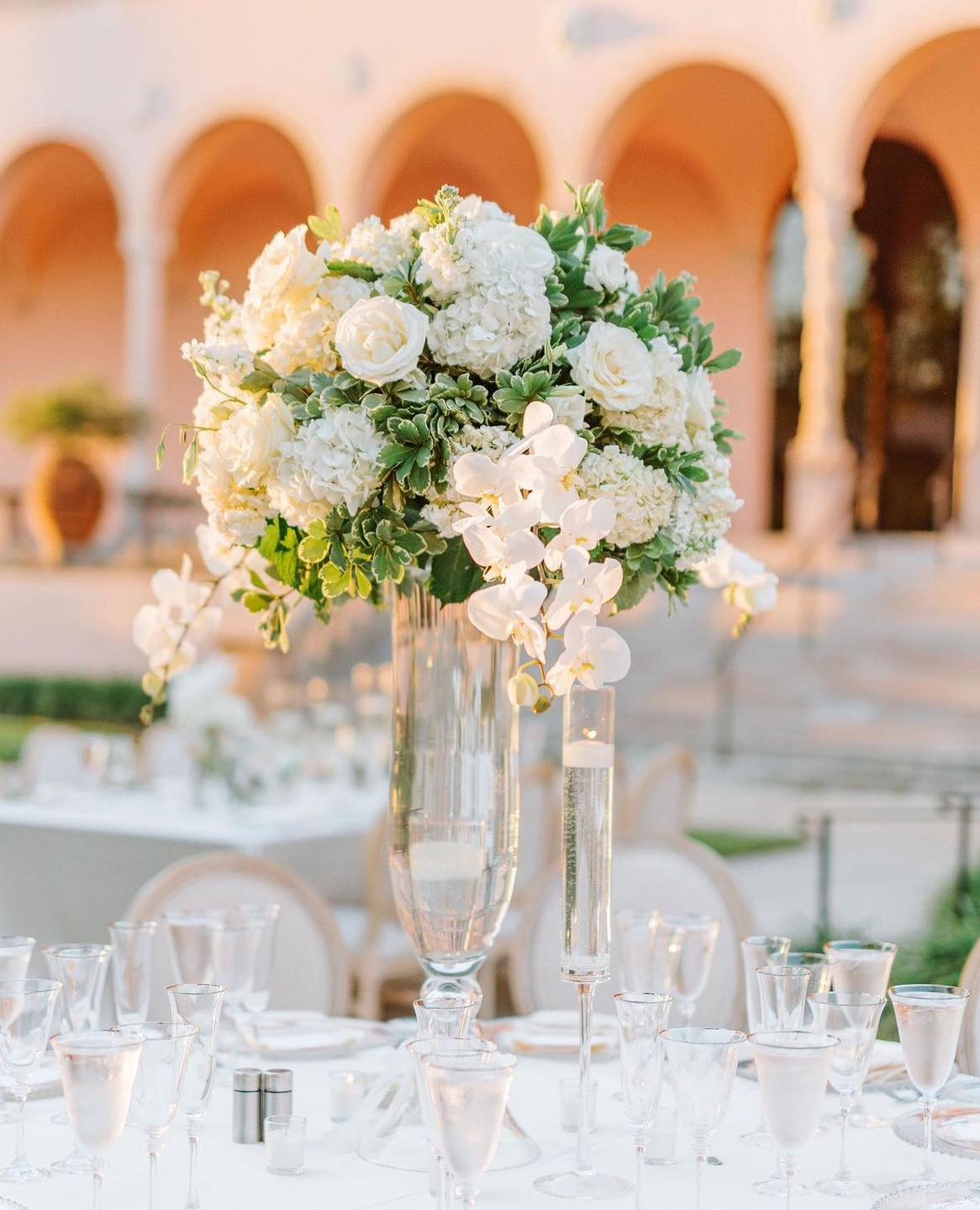 The perfect florals for a perfect day! #happilyeverafter
Venue: @theringling
Photo: @bethjoyphoto
Floral & Decor: @fheventdesign
Rentals: @bbjlatavola
.
.
.
.
#ringlingweddingphotographer #weddingplanner #luxuryweddingplanner #destinationweddingplanner #destinationweddings #stunning #bridesofinstagram #ritzcarltonwedding #sarasotaweddingplanner #sarasotaweddings #destinationwedding #weddinginspo #weddingflowers #weddingflorals #weddingflorist #weddingfloris