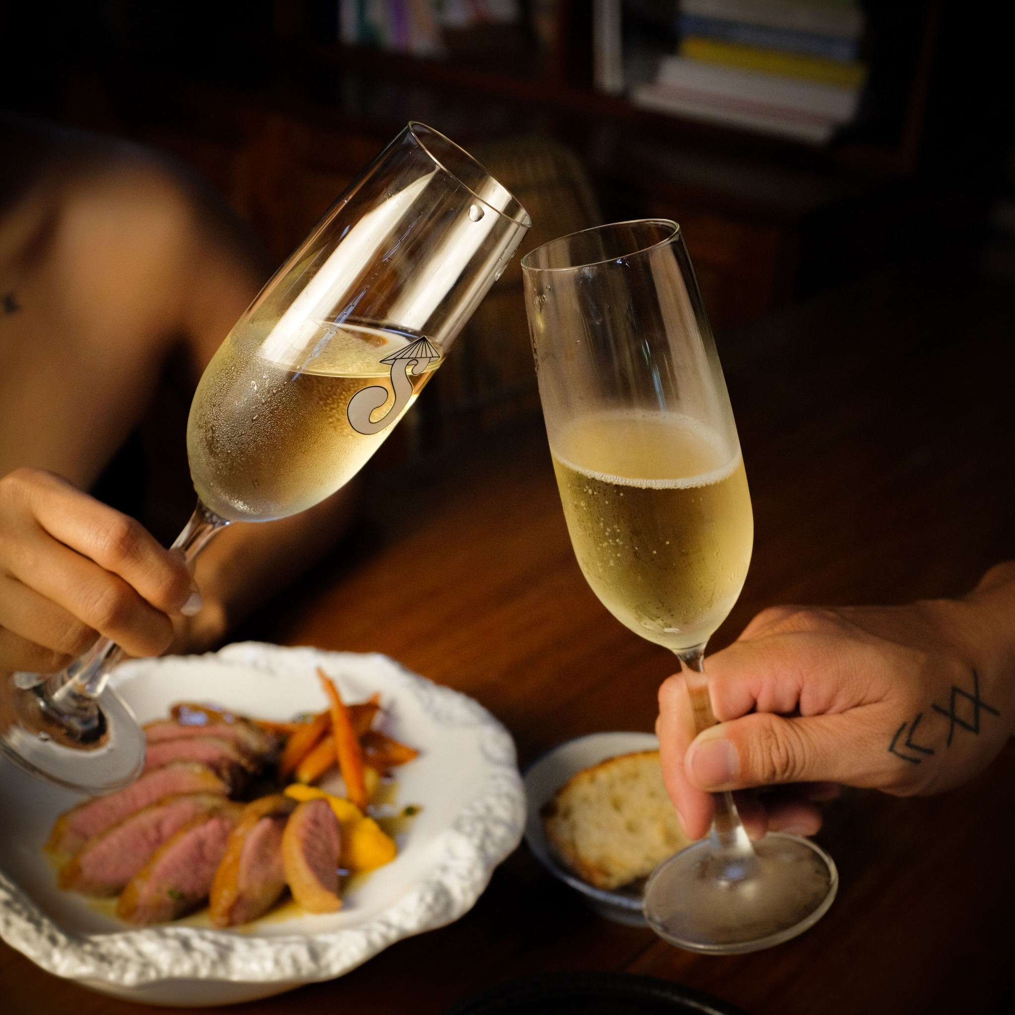 🥂 𝗔 𝗧𝗢𝗔𝗦𝗧 𝗧𝗢 𝗙𝗥𝗘𝗘𝗗𝗢𝗠 🇻🇳
This April 30th – May 1st holiday, Saigonese Eatery offers an unforgettable dining experience with an exclusive promotion:
ORDER A SET MENU – RECEIVE A COMPLIMENTARY GLASS OF SPARKLING WINE OR KOMBUCHA
Enjoy contemporary cuisine in the heart of Phu Quoc, where fresh, vibrant flavors meet meticulous and refined service.
Whether you're dining with family, friends, or a loved one, Saigonese is here to make your holiday unforgettable, full of inspiration and color.
🥂 Join us at Saigonese Eatery to raise a glass and celebrate moments of freedom, surrounded by festive holiday vibes!
___
𝗦𝗔𝗜𝗚𝗢𝗡𝗘𝗦𝗘 𝗘𝗔𝗧𝗘𝗥𝗬
129A Trần Hưng Đạo, Dương Đông, Phú Quốc
Tel 0938059650
#SaigoneseEatery #atoasttofreedom