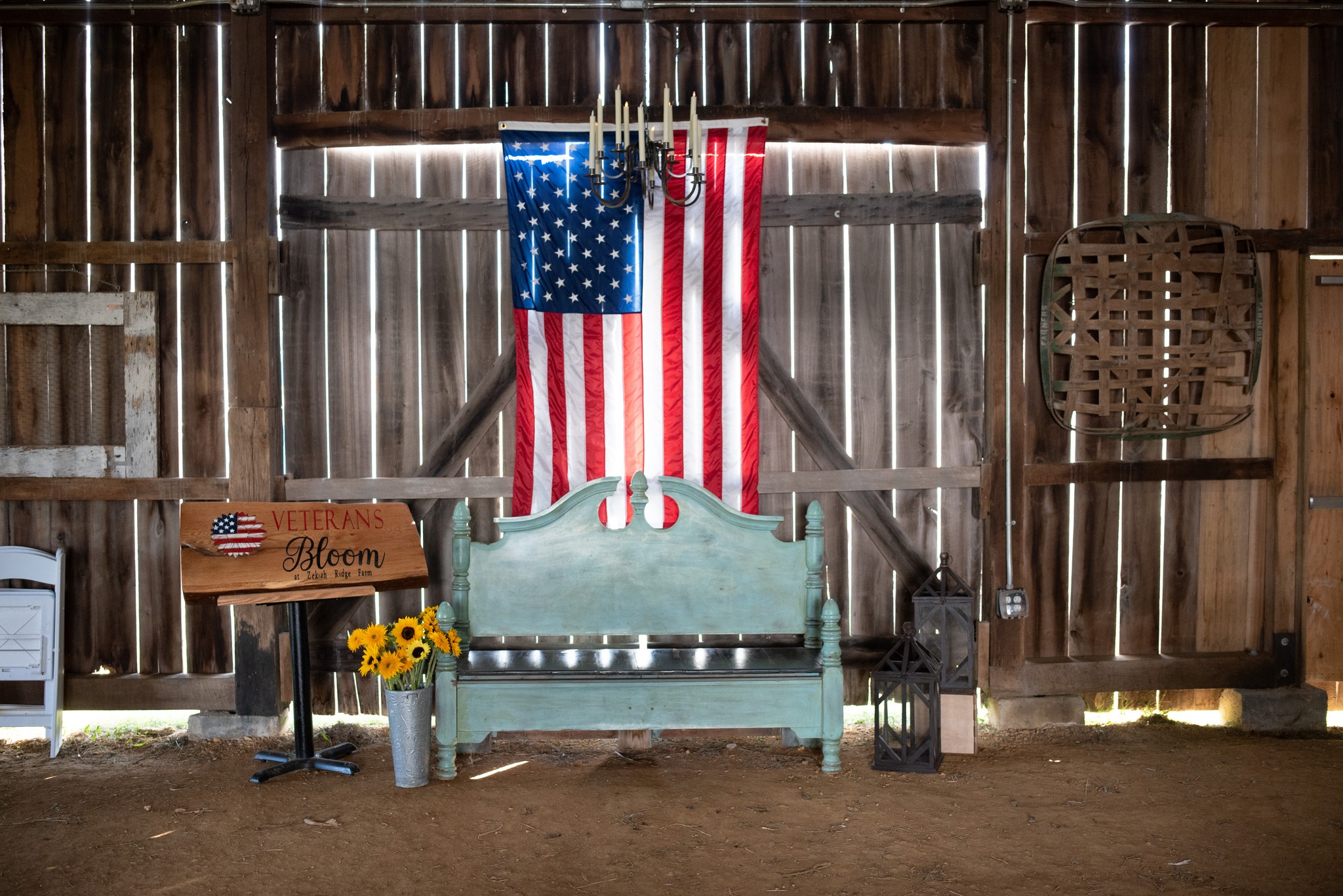 ๐จ ๐ต๐๐๐๐ ๐๐ ๐น๐๐๐๐๐๐๐! ๐บ๐ธ
Thank you to everyone who came out for our unforgettable Dining at Zekiah Ridge annual farm-to-table dinner benefiting @veteransbloomatzekiahridge and @leashesofvalor! This effort is near and dear to our hearts and your support makes all the difference in the world. Farm owner Cindy Bliss is already brimming with ideas for next year and is feeling so grateful and inspired by the community turnout ๐ฅฐ
We hope you enjoyed coming together and championing local vendors and Veterans. Did you have fun?! We'd love to hear about your experience ๐
Special shoutout to all of our sponsors who made this event possible: @grillethirteen, @hancockfamilyfarms, @jilliansfare, @sassafras_creek_farm, and more!
#diningatzekiahridge #blissinthebarn #veteransbloom #supportourveterans #laplatamd #leashesofvalor #zekiahridgefarmandflowers #marylandvenue #tobaccobarn #farmtotabledinner #veteransupport #serviceanimals #servicedogs #maryland #smallbusinesssupport #community #southernmaryland