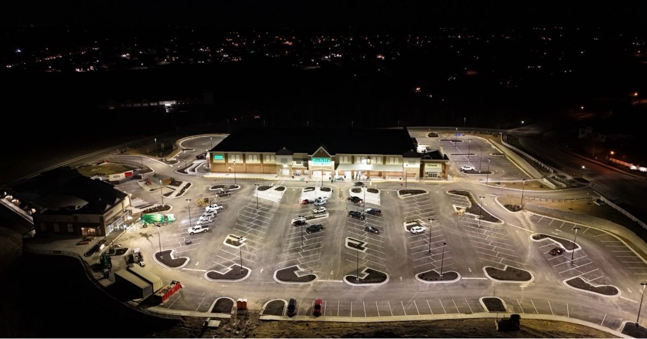 March 26th marks the opening of the Triple Crown Shopping Center in Boone County, Kentucky.
The new Triple Crown Shopping Center Publix is Publix's third store in the state of Kentucky. Our own David Zelaya has been running point for the facade design for the Publix, liquor store and shops of this project. David has worked on a number of Publix projects during his time at Hiscutt & Associates, Inc. We are excited to have been a part of this store's creation, and the great things it will bring to Boone County.
Photos by Publix Super Markets